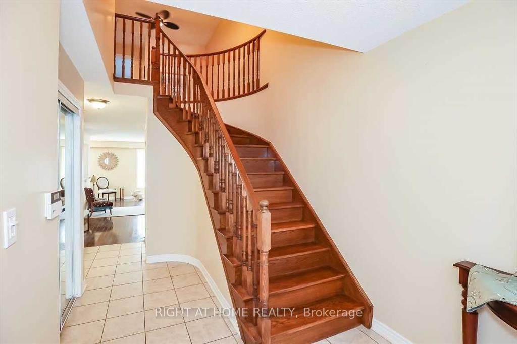 Photo 7 of 344 MAIN St E, Grimsby Street, Grimsby, Grimsby East — HOMEH