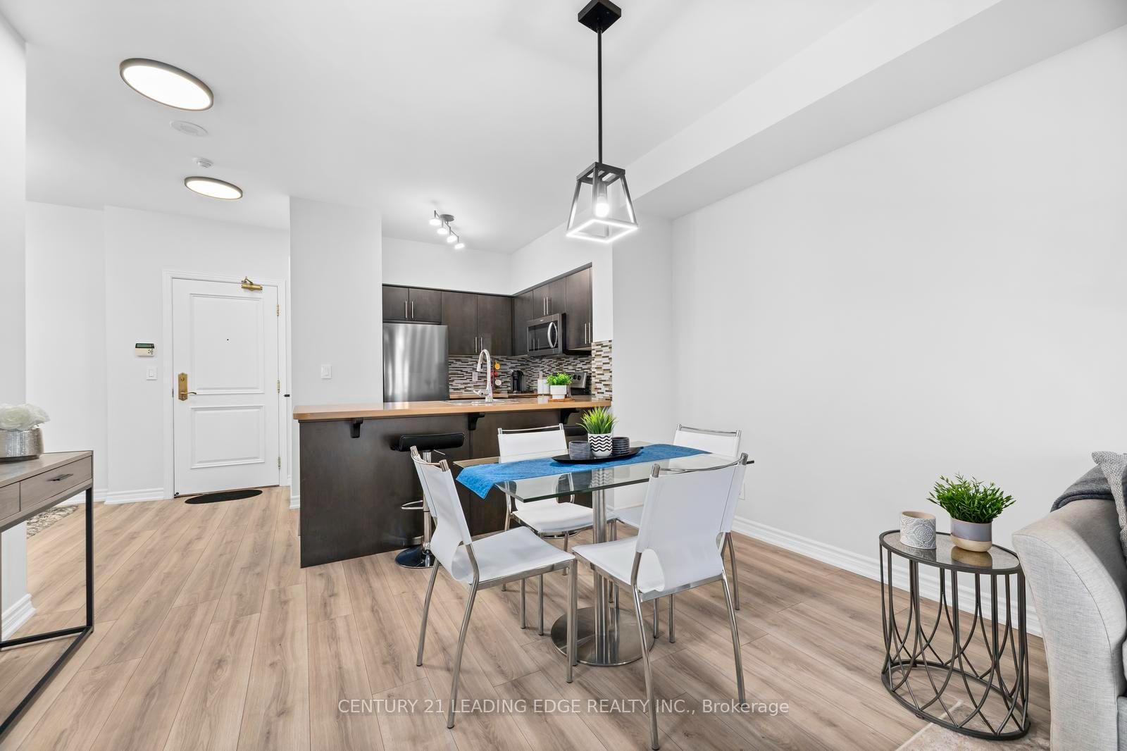 Photo 14 of Unit 911, 9225 Jane Street, Vaughan, Maple — HOMEH