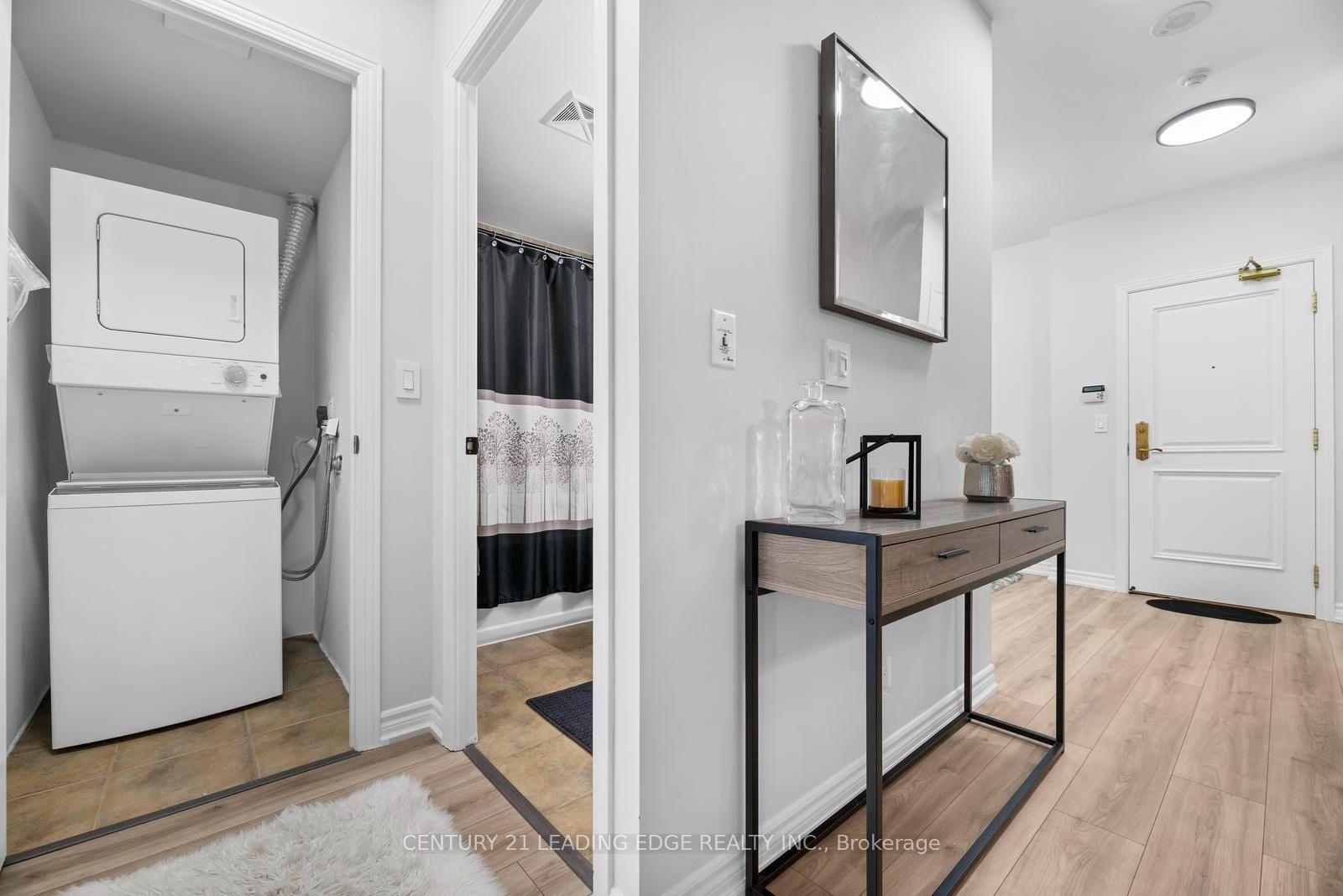 Photo 22 of Unit 911, 9225 Jane Street, Vaughan, Maple — HOMEH