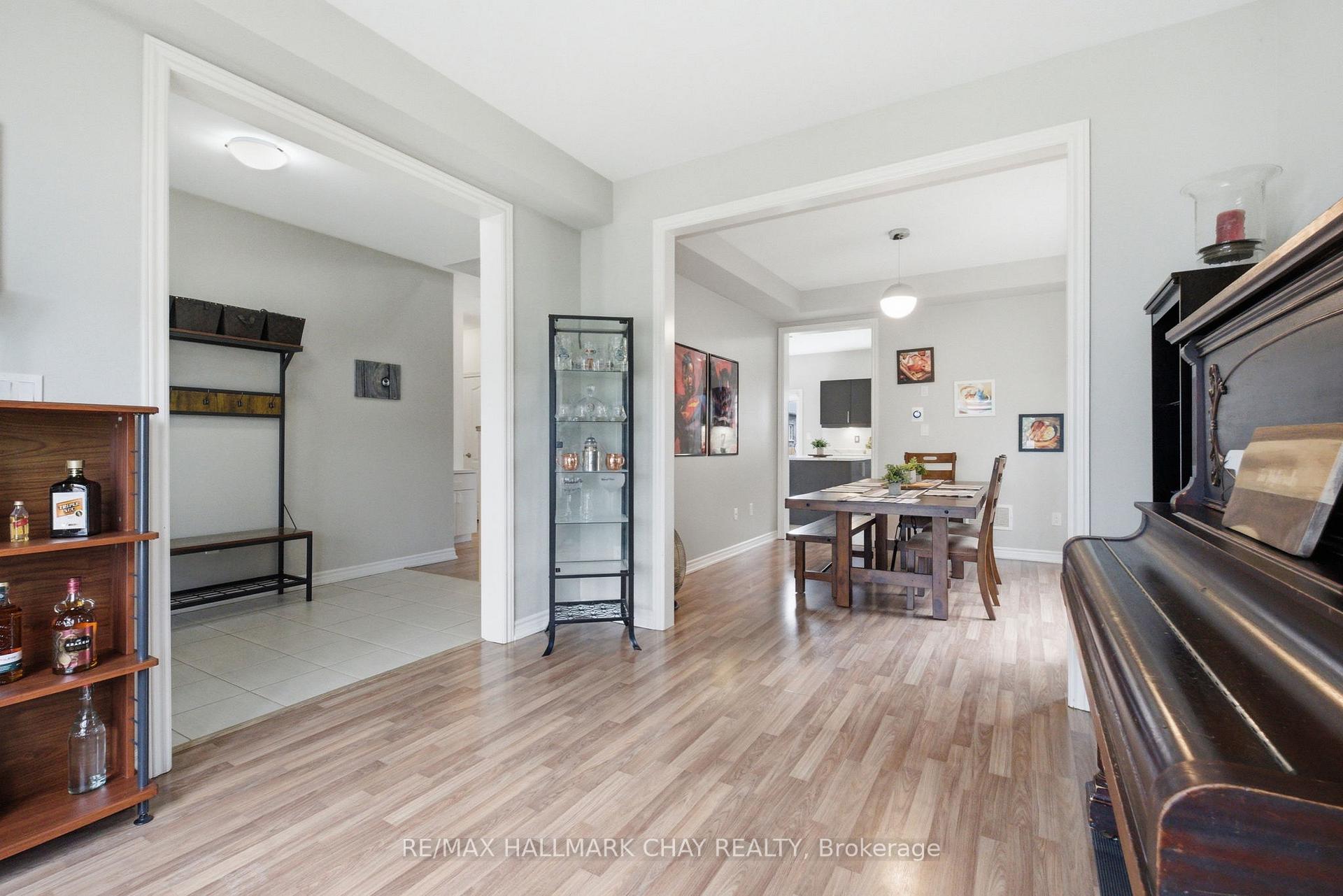 Photo 3 of 215 Breton Street, Clearview, Stayner — HOMEH