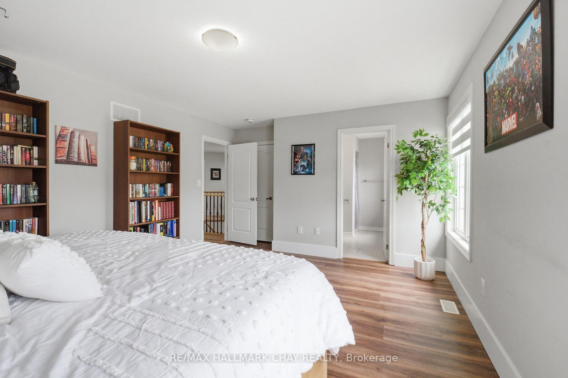 Photo 24 of 215 Breton Street, Clearview, Stayner — HOMEH