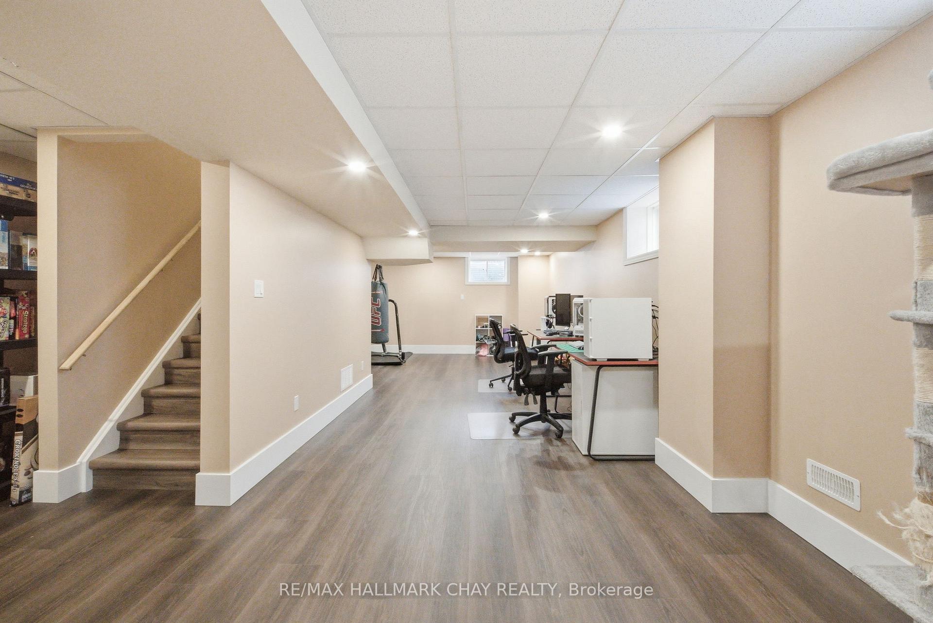 Photo 32 of 215 Breton Street, Clearview, Stayner — HOMEH