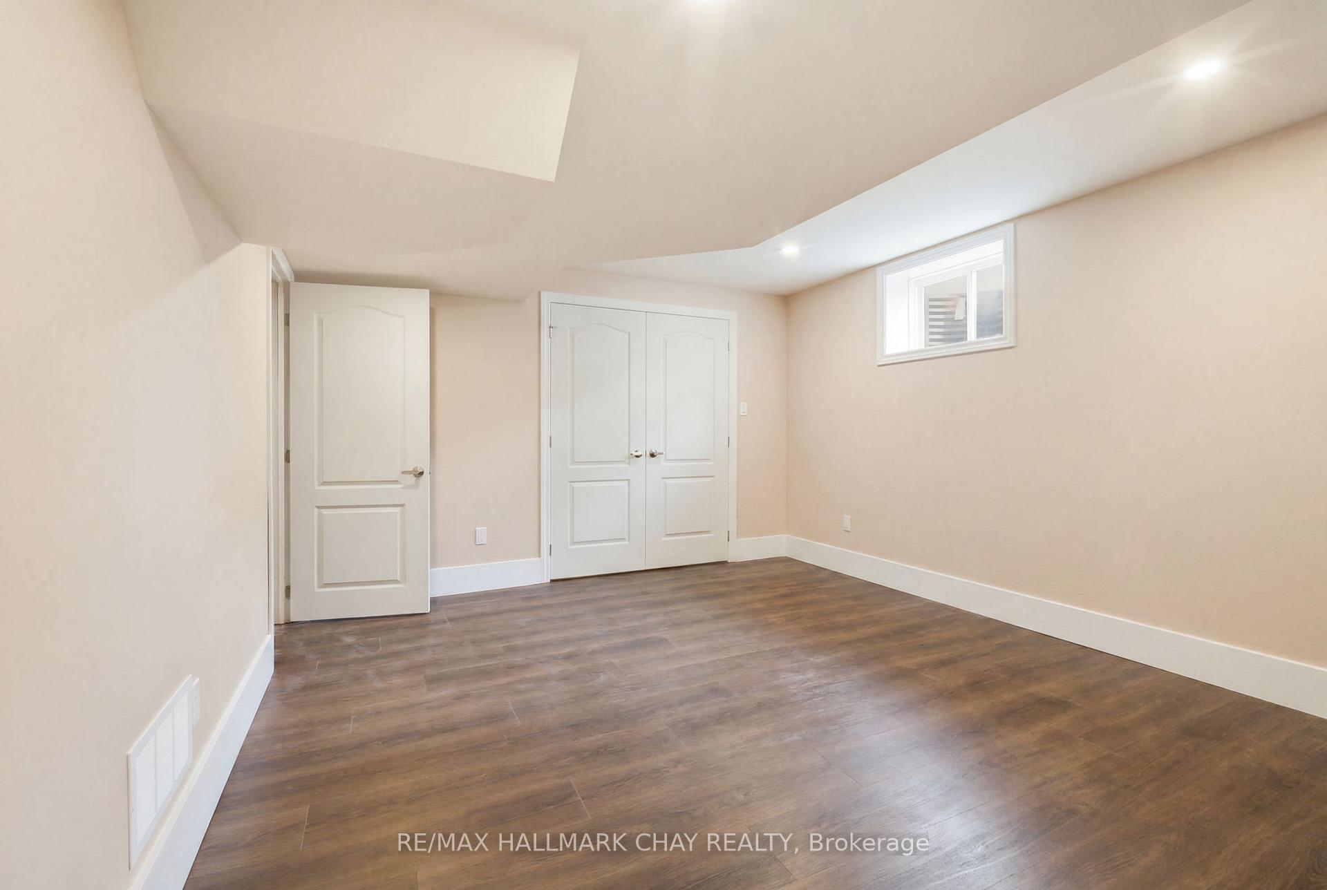 Photo 38 of 215 Breton Street, Clearview, Stayner — HOMEH