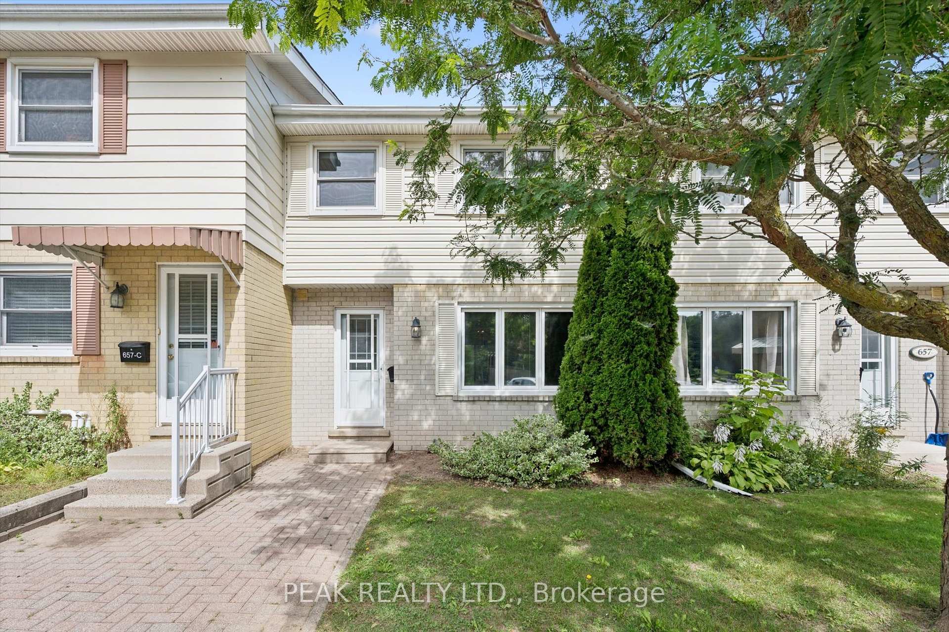 Photo of 657B Albert Street