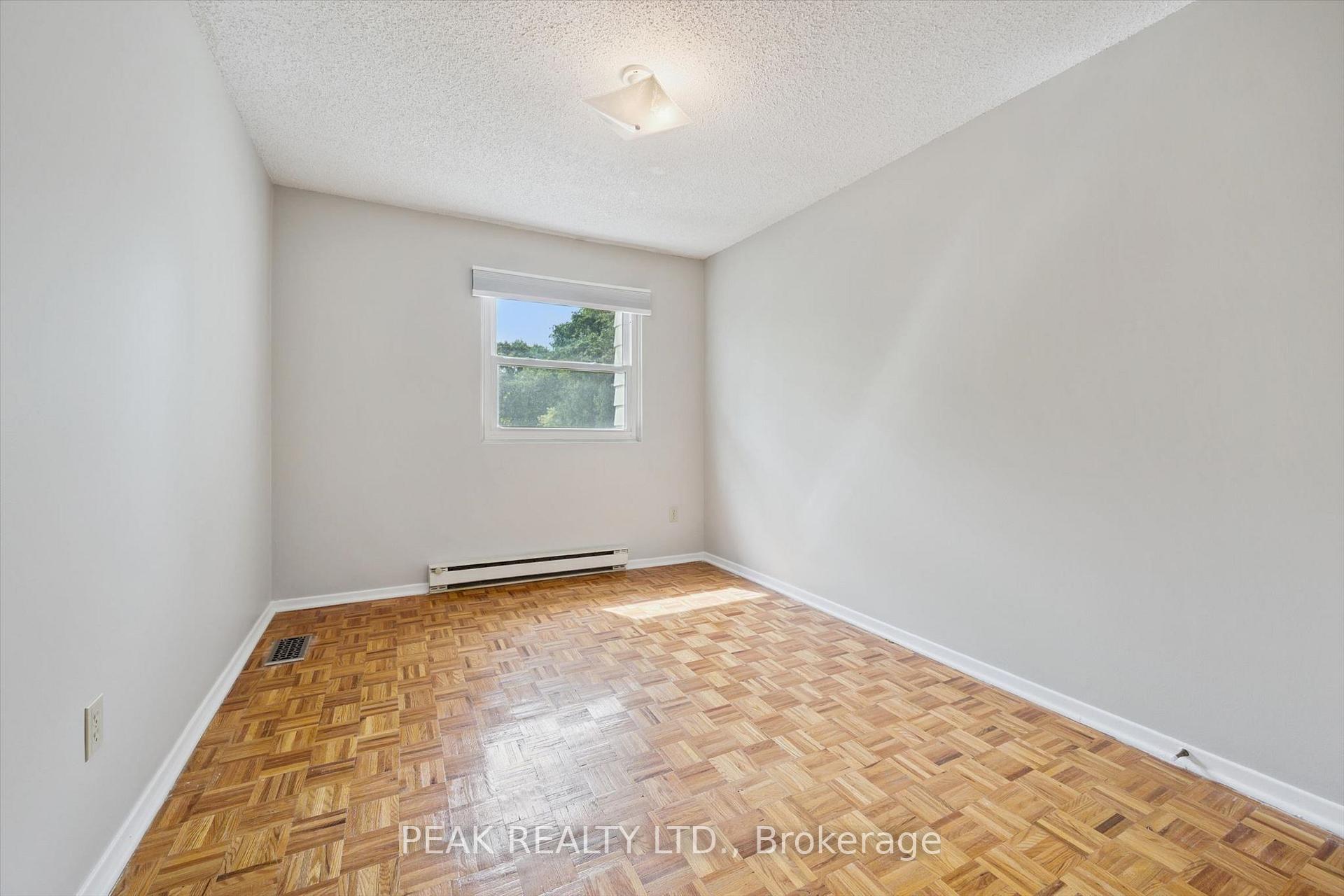 Photo 31 of 657B Albert Street, Waterloo, Lakeshore Village — HOMEH