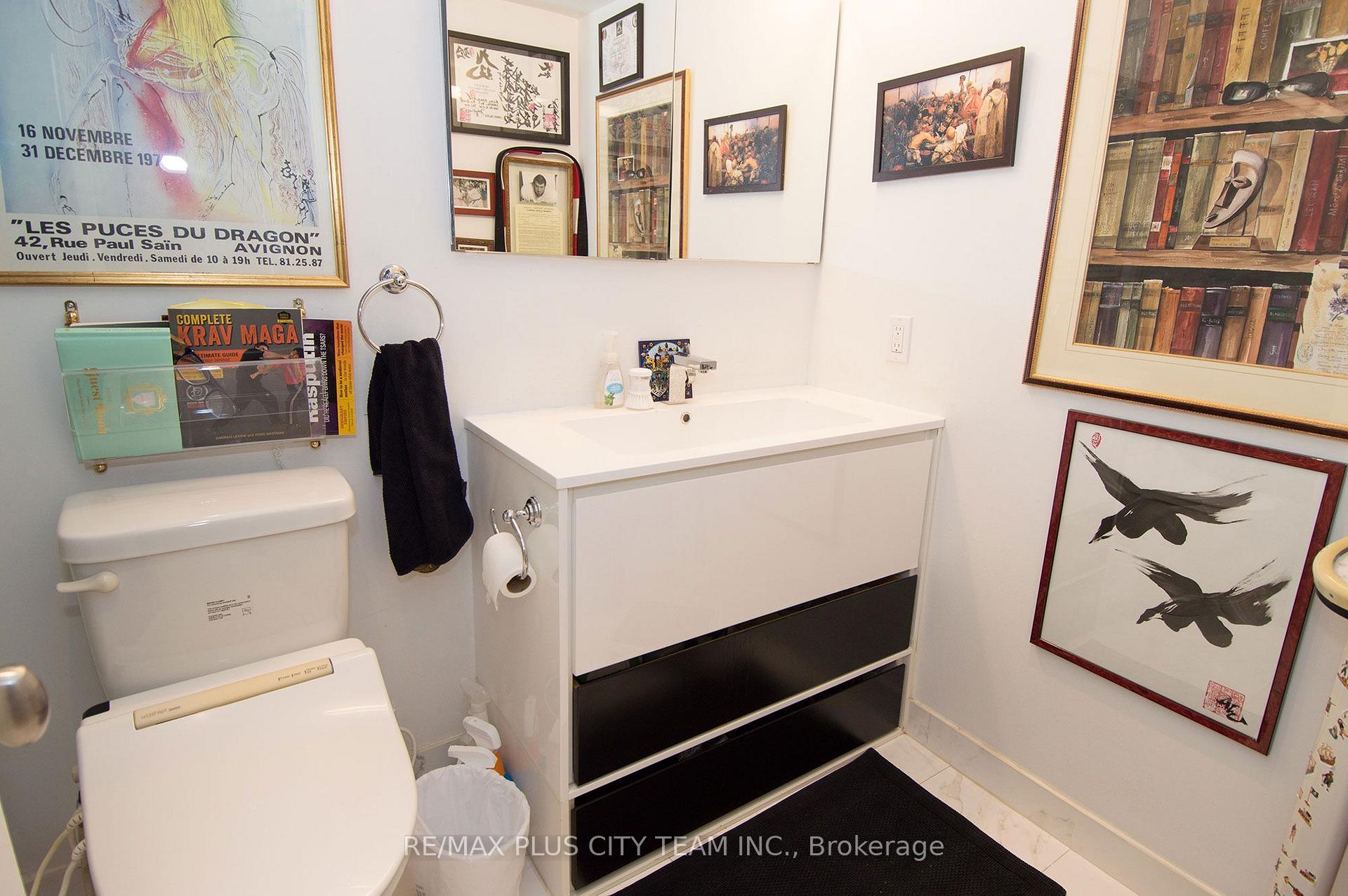 Photo 20 of Unit 407, 164 Cumberland Street, Toronto, The Annex — HOMEH