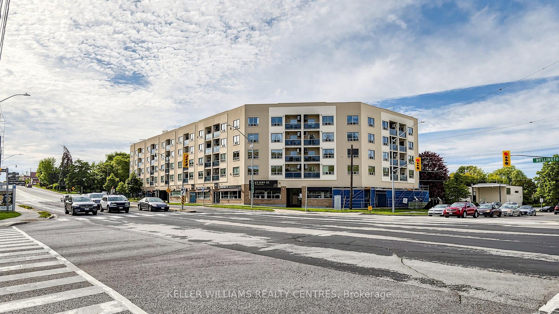 Photo of Unit 417, 160 Wellington Street E