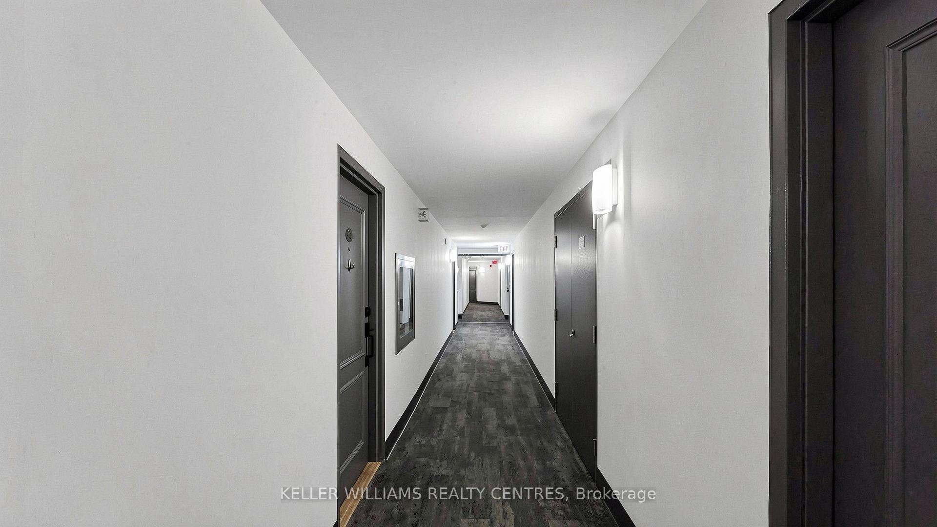 Photo 8 of Unit 417, 160 Wellington Street E, Aurora, Aurora Village — HOMEH