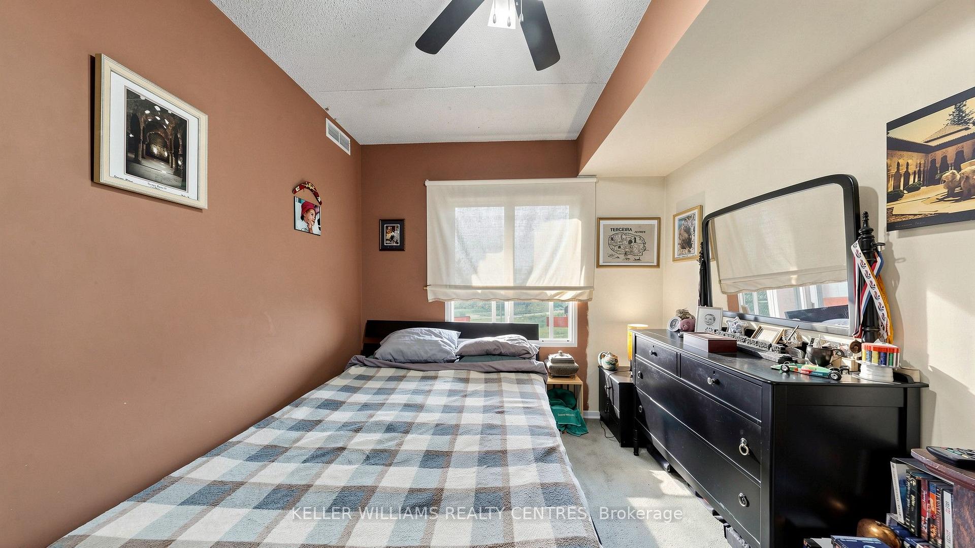 Photo 23 of Unit 417, 160 Wellington Street E, Aurora, Aurora Village — HOMEH