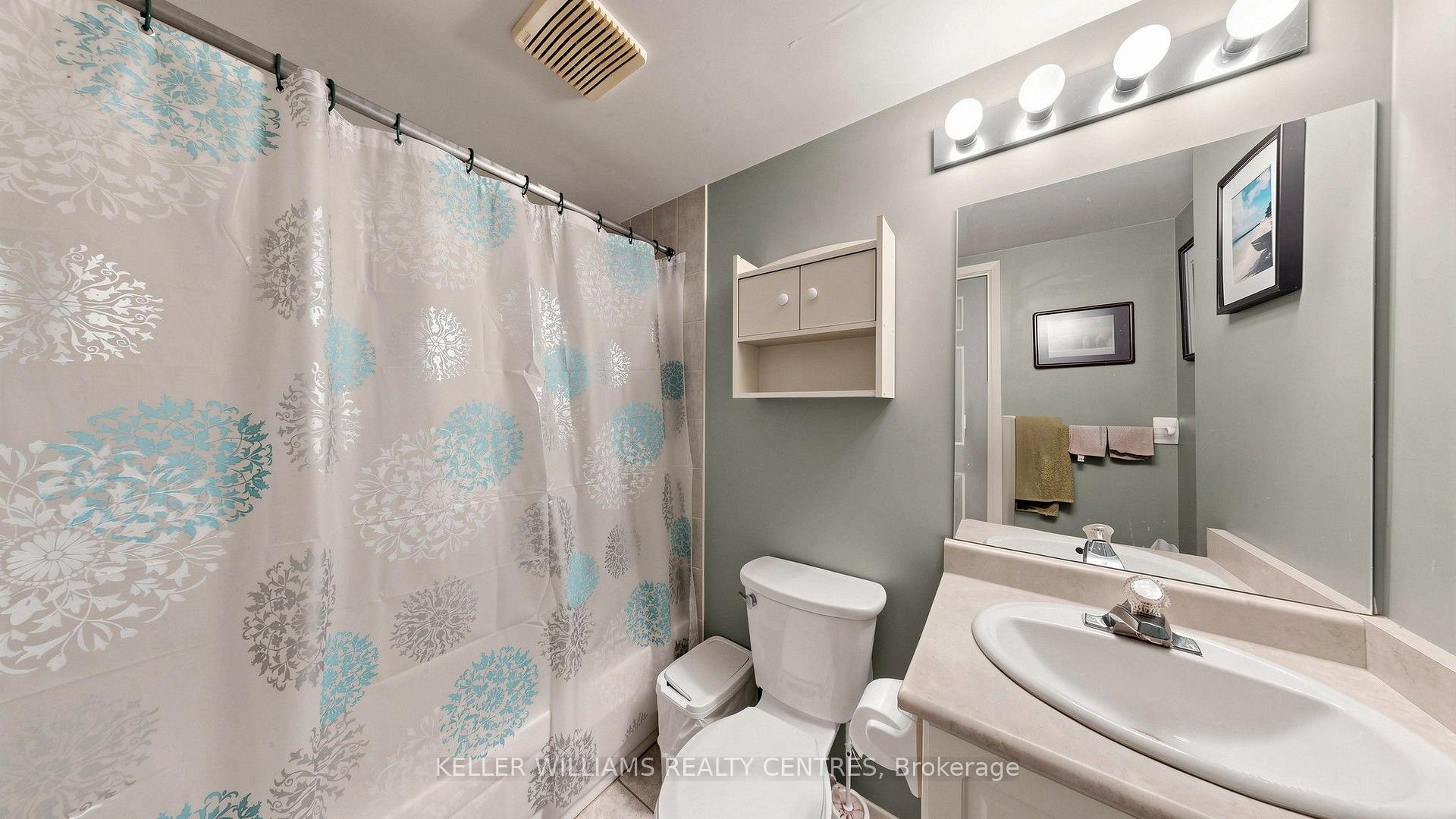 Photo 25 of Unit 417, 160 Wellington Street E, Aurora, Aurora Village — HOMEH