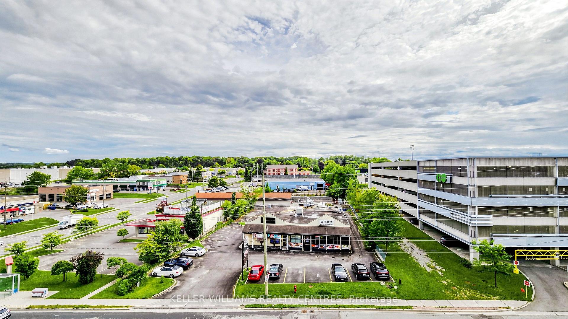 Photo 29 of Unit 417, 160 Wellington Street E, Aurora, Aurora Village — HOMEH