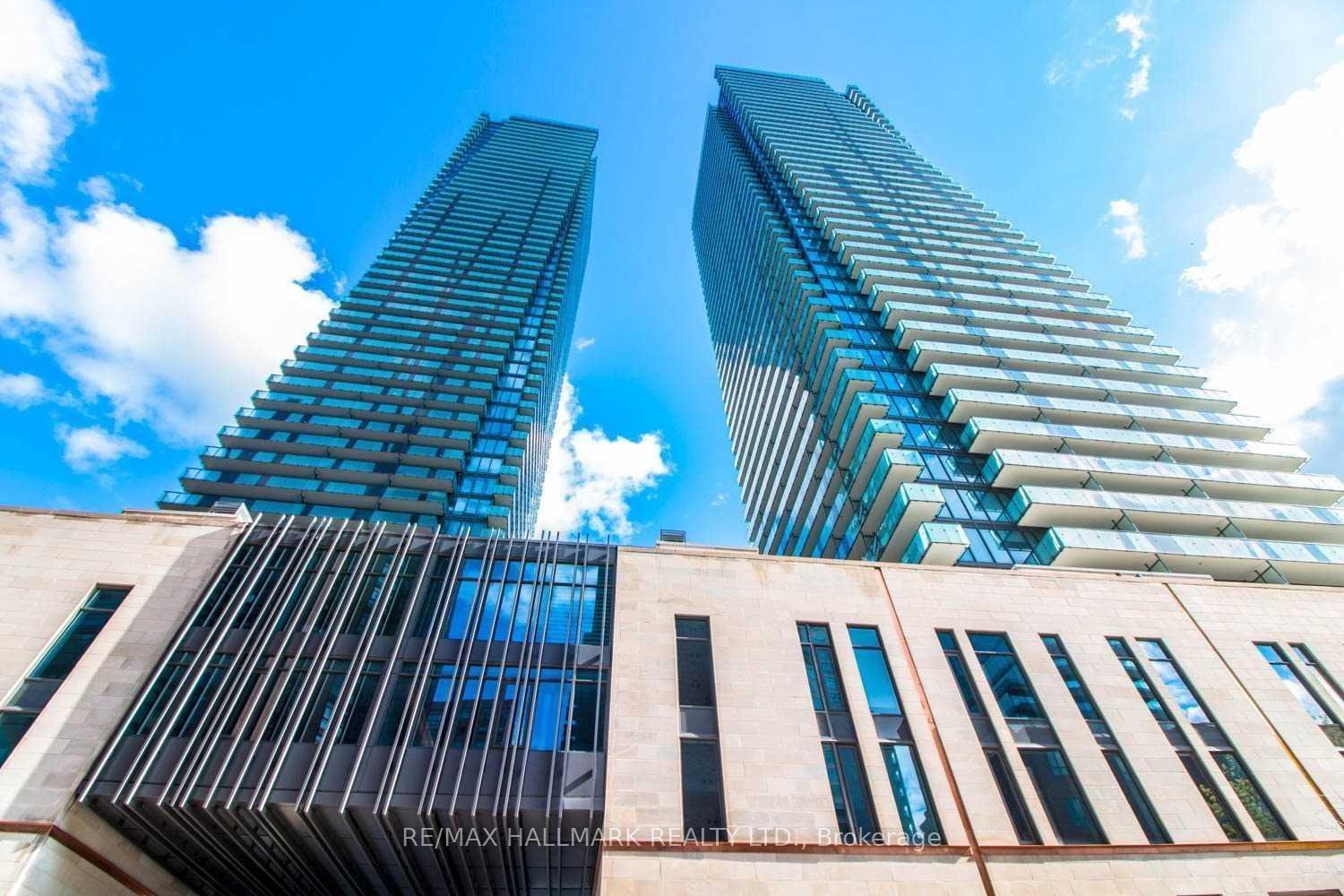 Photo of Unit 3911, 1080 Bay Street