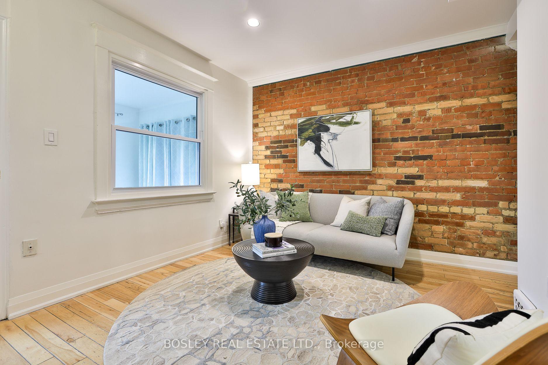 Photo 2 of 32 Mountalan Avenue, Toronto, Greenwood-Coxwell — HOMEH