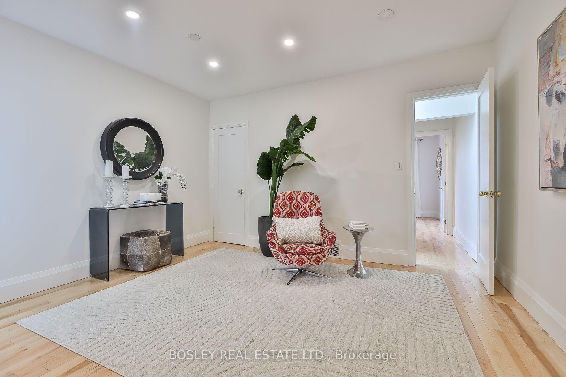 Photo 21 of 32 Mountalan Avenue, Toronto, Greenwood-Coxwell — HOMEH