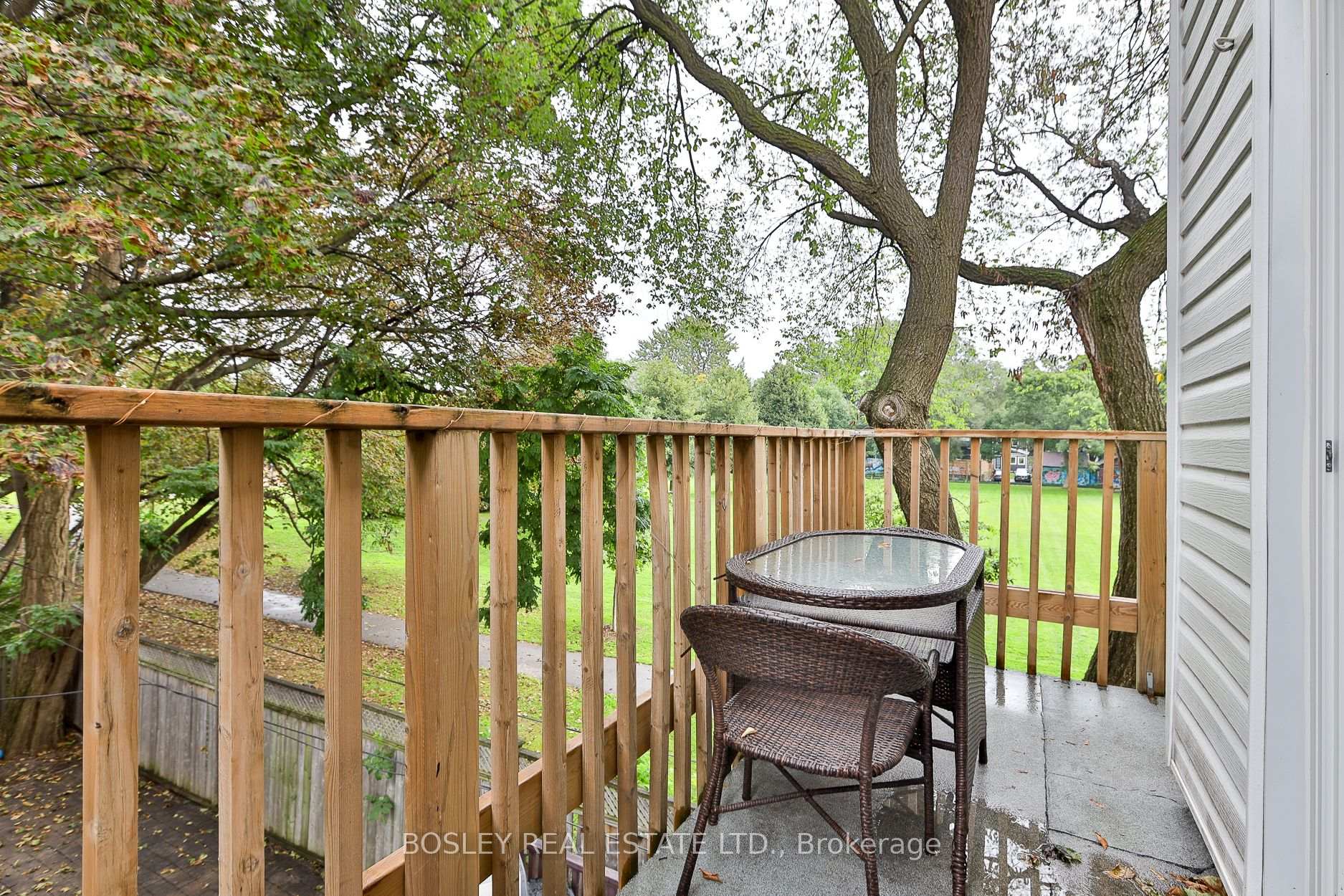 Photo 24 of 32 Mountalan Avenue, Toronto, Greenwood-Coxwell — HOMEH