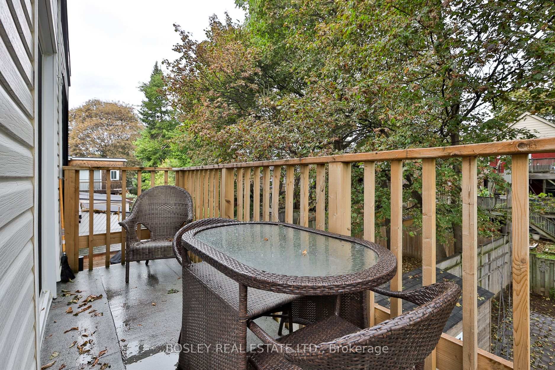 Photo 25 of 32 Mountalan Avenue, Toronto, Greenwood-Coxwell — HOMEH