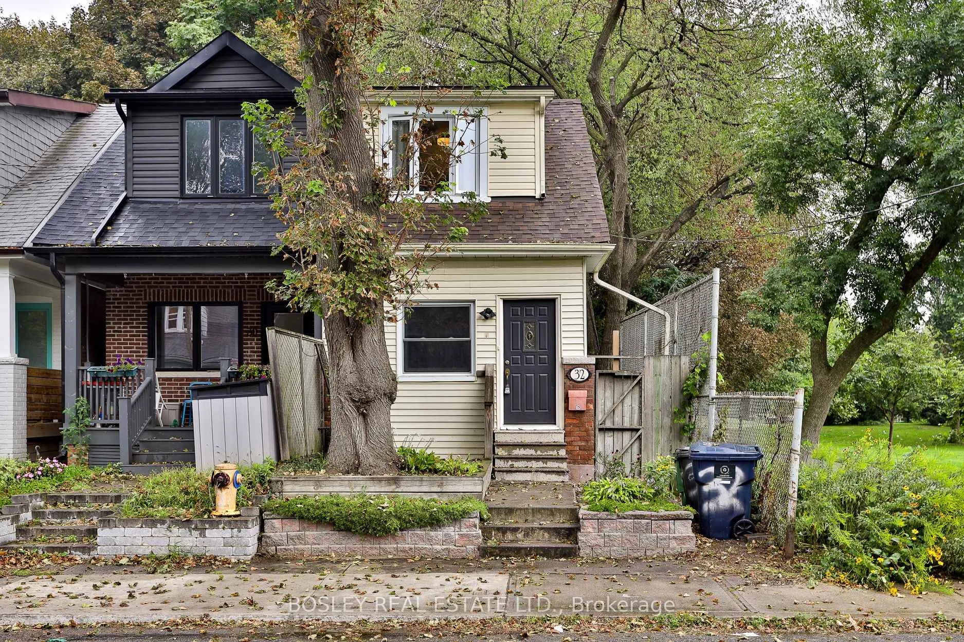 Photo 51 of 32 Mountalan Avenue, Toronto, Greenwood-Coxwell — HOMEH