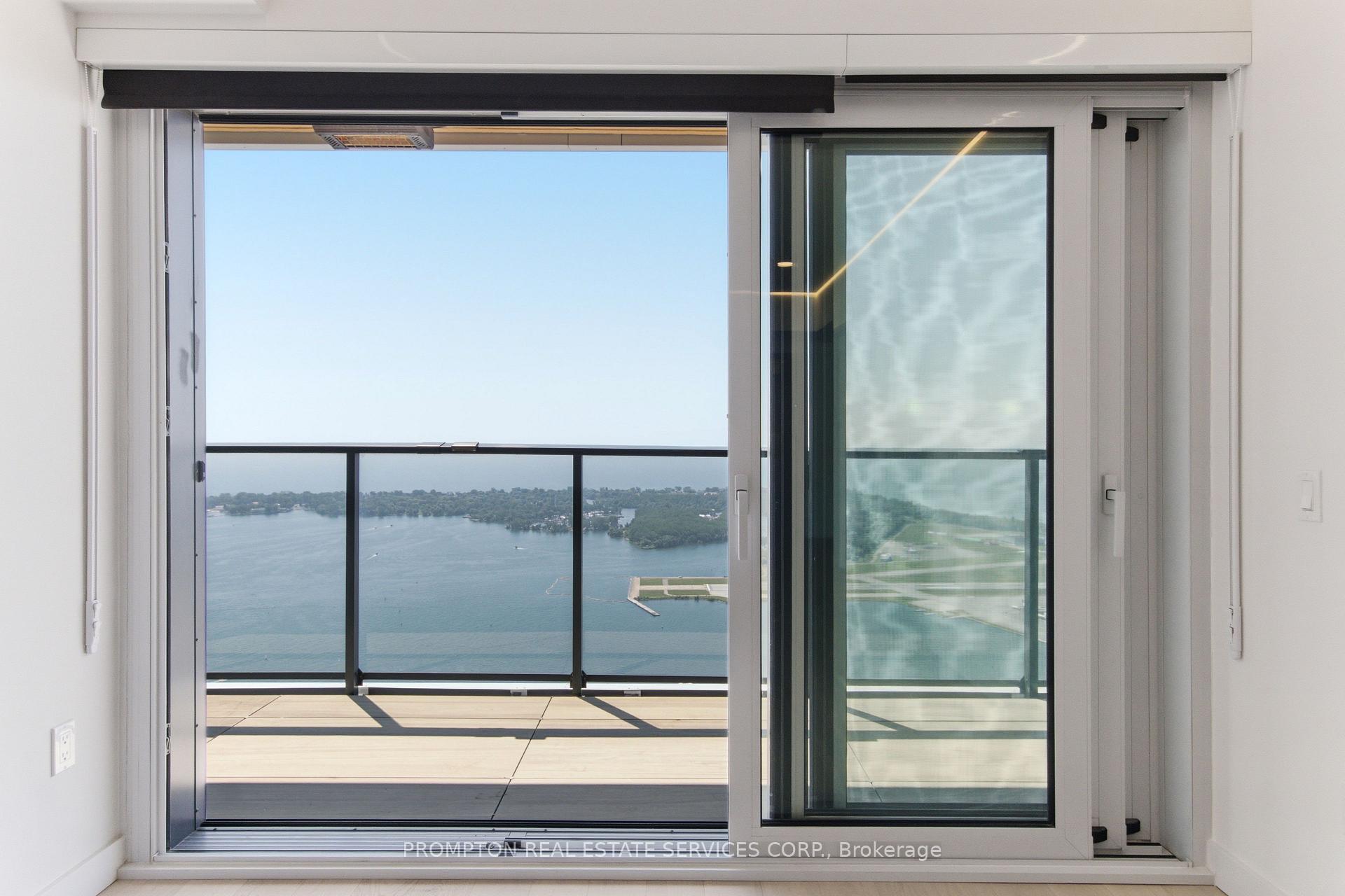 Photo 4 of Unit 7007, 3 Concord Cityplace Way, Toronto, Waterfront Communities — HOMEH
