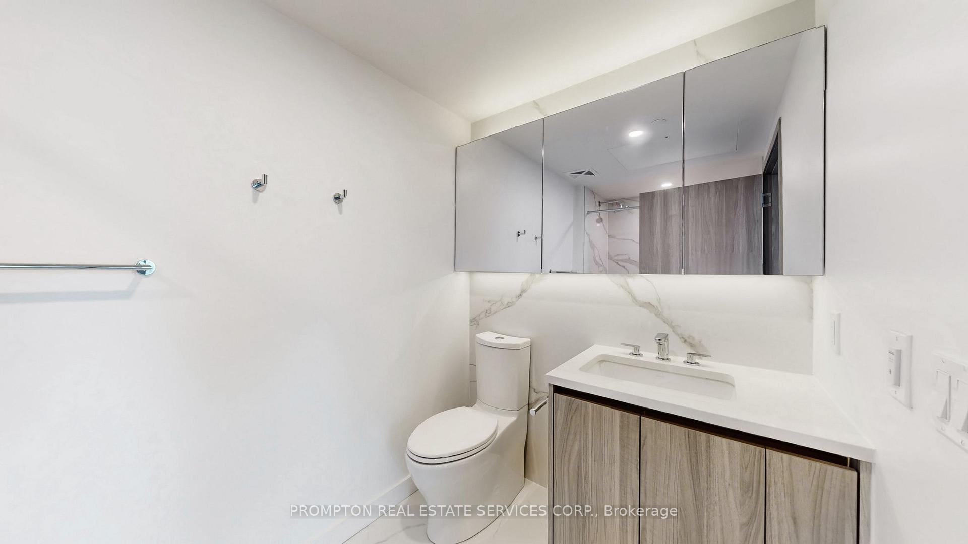 Photo 7 of Unit 7007, 3 Concord Cityplace Way, Toronto, Waterfront Communities — HOMEH