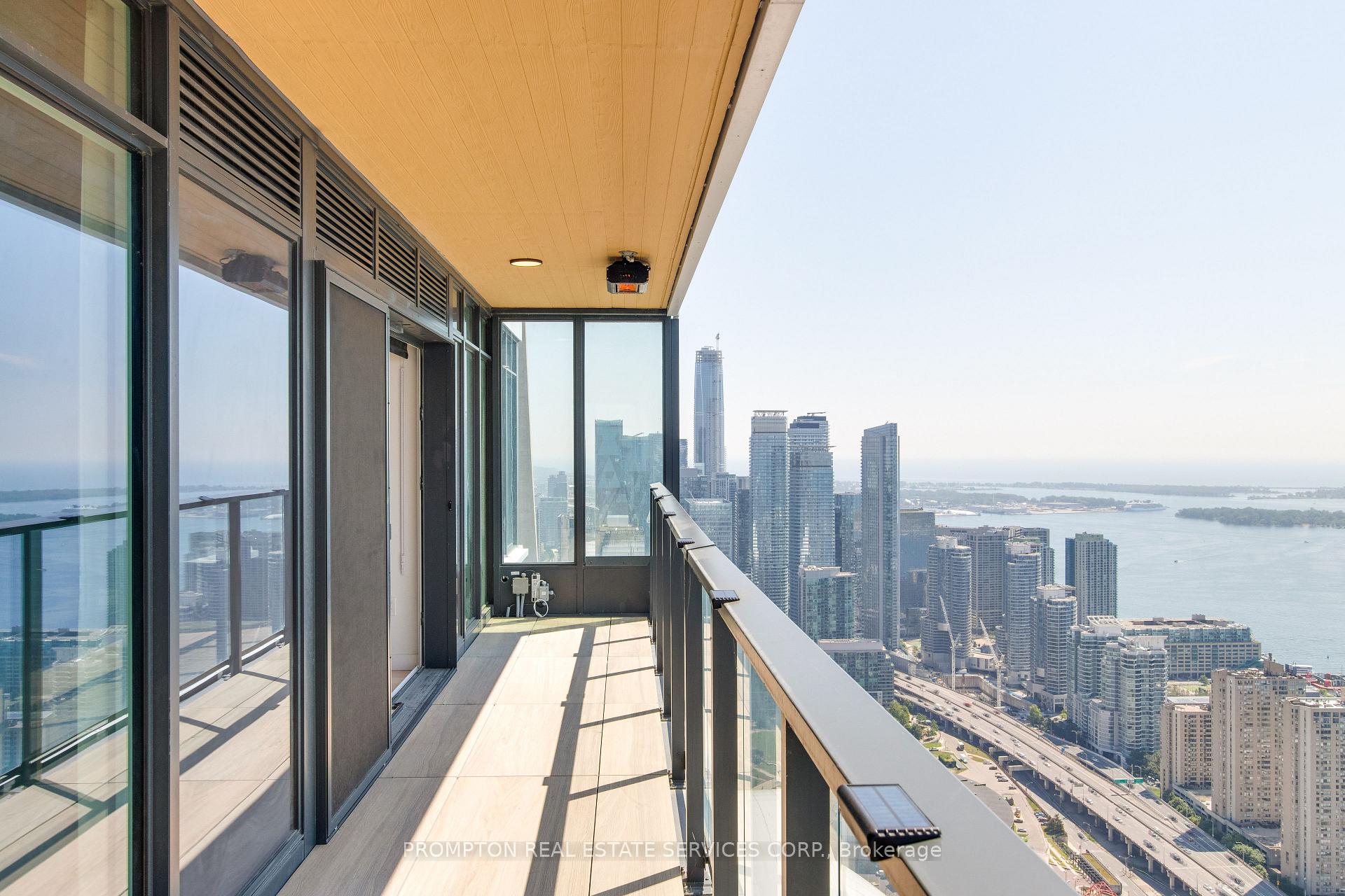 Photo 13 of Unit 7007, 3 Concord Cityplace Way, Toronto, Waterfront Communities — HOMEH