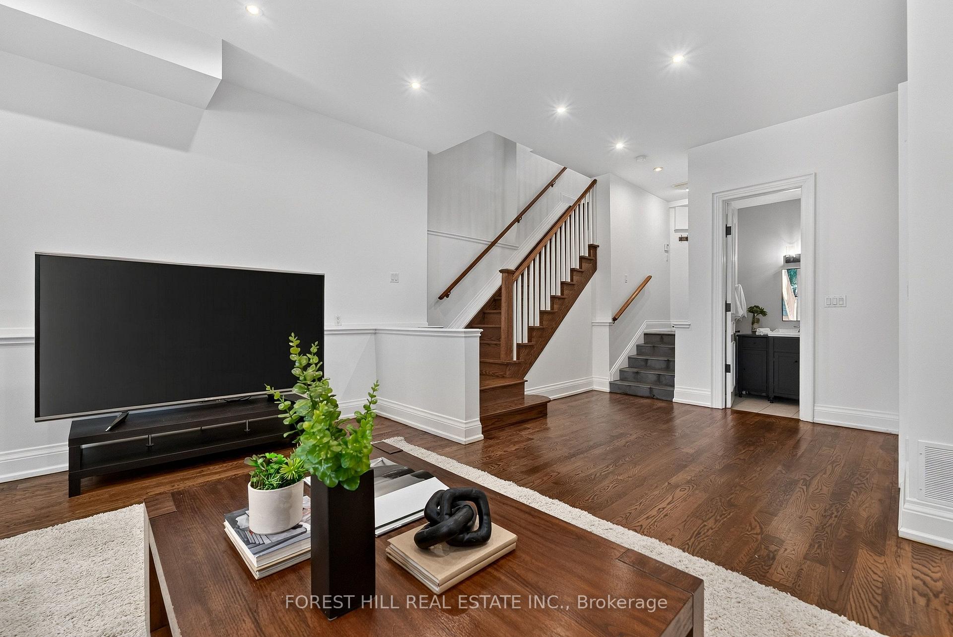 Photo 40 of 50 Bowood Avenue, Toronto, Lawrence Park North — HOMEH