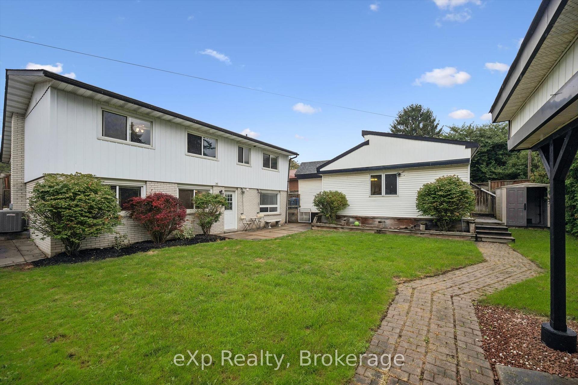 Photo 3 of 130 Speedvale Avenue W, Guelph, Exhibition Park — HOMEH