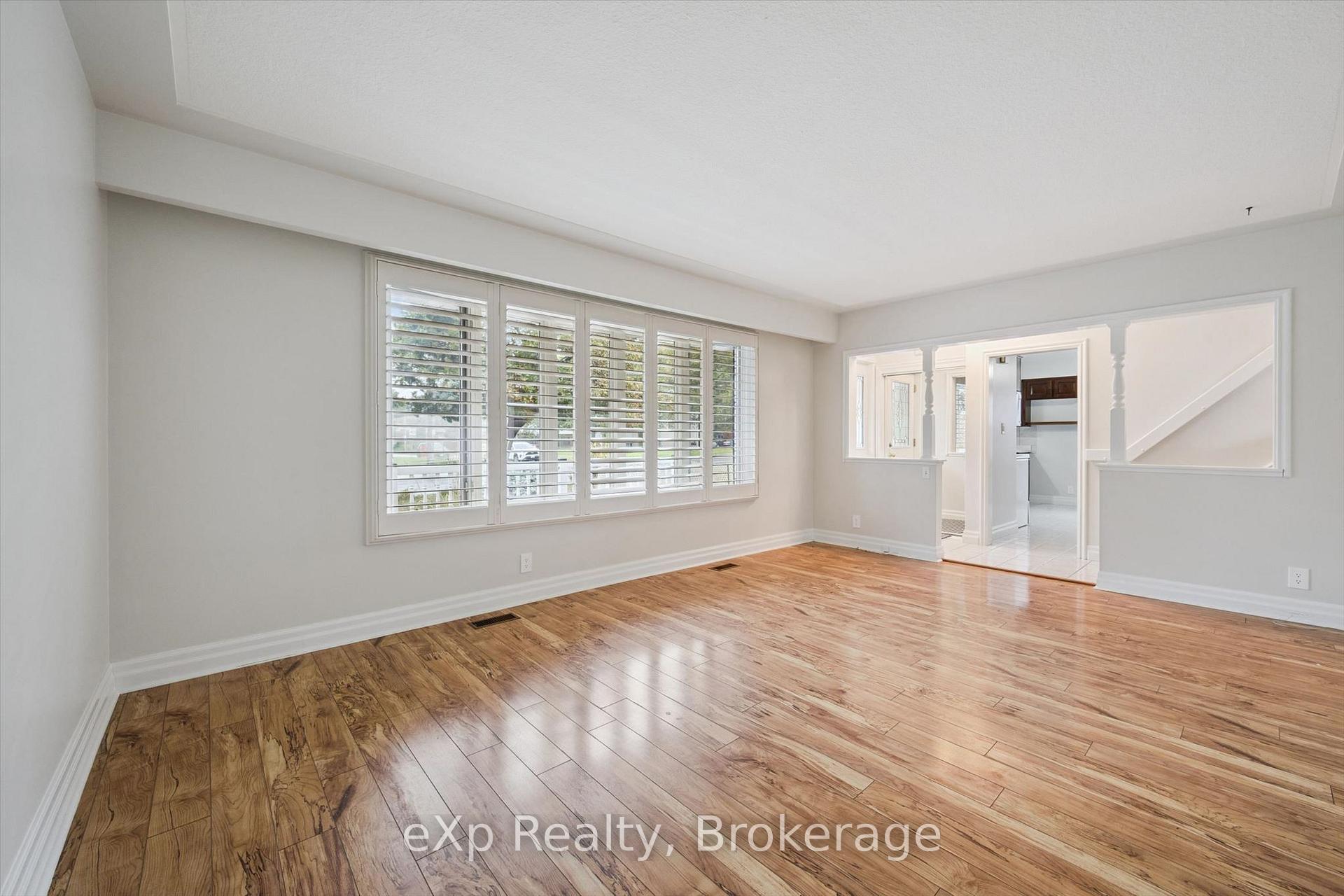 Photo 9 of 130 Speedvale Avenue W, Guelph, Exhibition Park — HOMEH