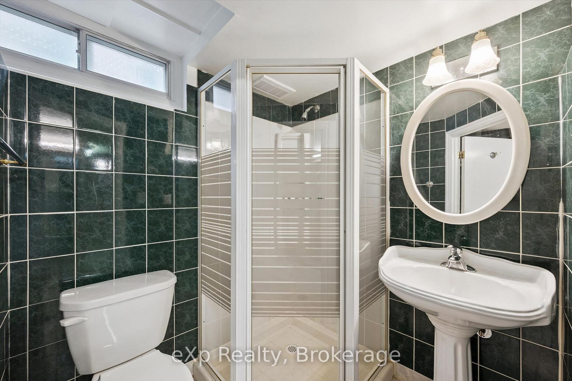 Photo 36 of 130 Speedvale Avenue W, Guelph, Exhibition Park — HOMEH