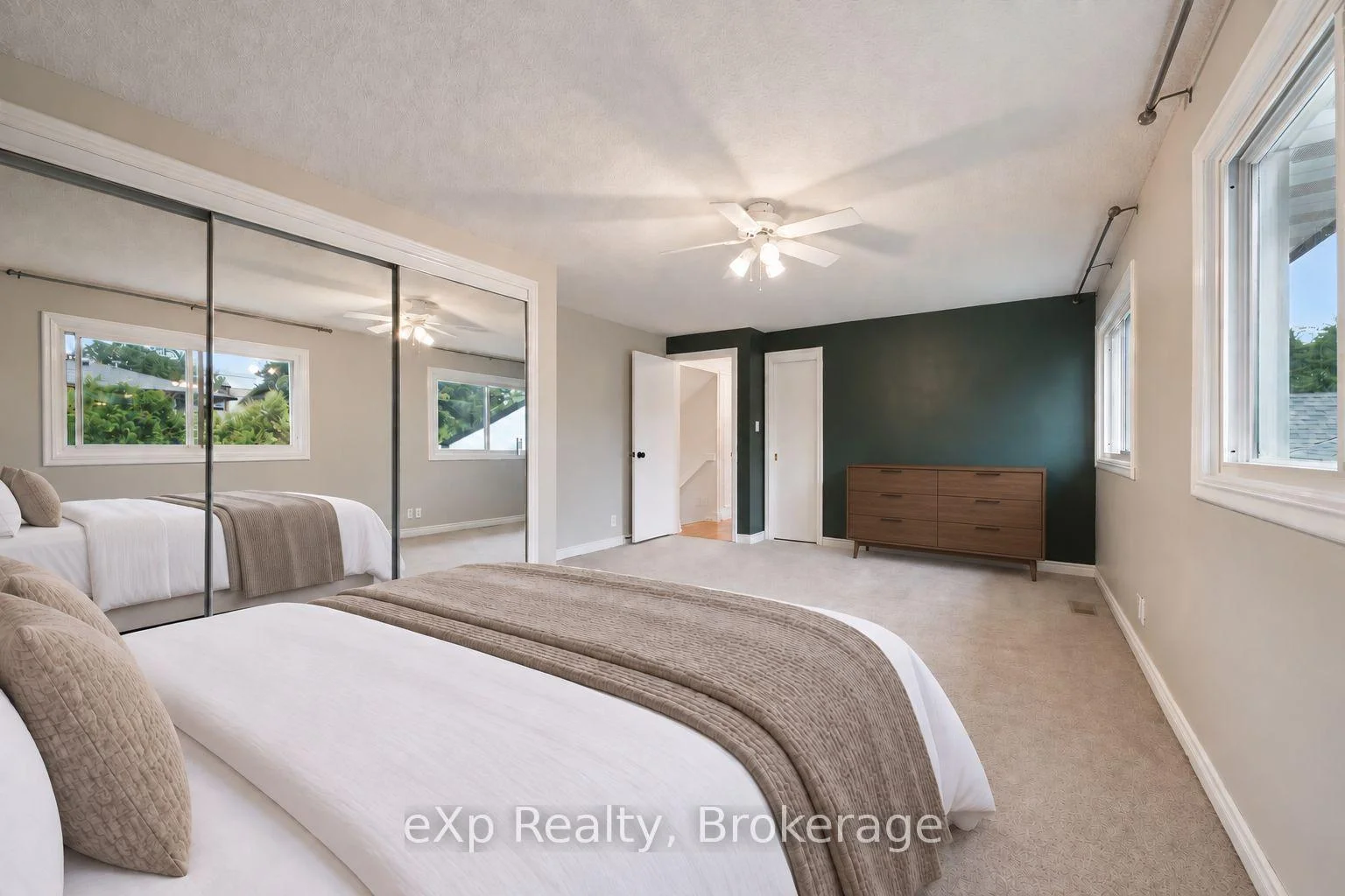 Photo 20 of 130 Speedvale Avenue W, Guelph, Exhibition Park — HOMEH