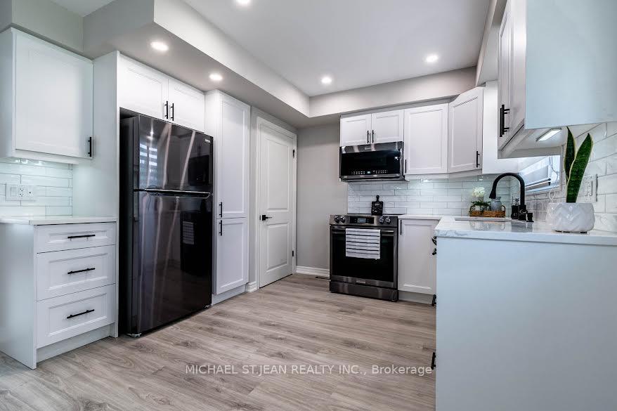 Photo 6 of Unit B, 261B Scott Street, St. Catharines, Vine/Linwell — HOMEH