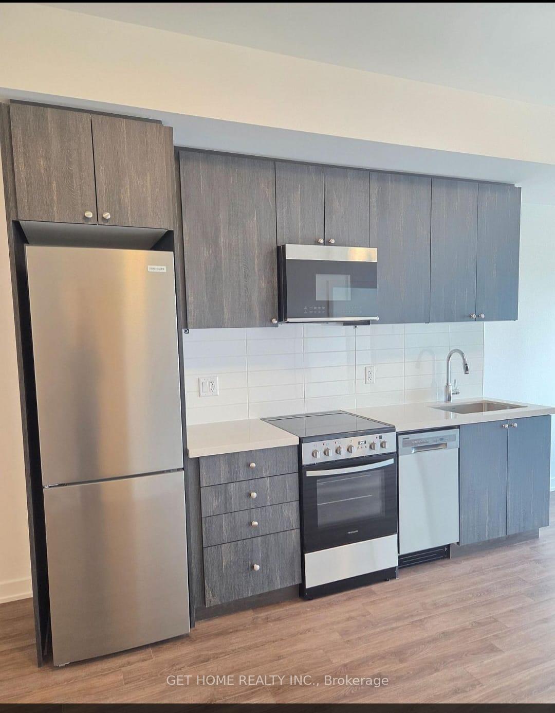 Photo 3 of Unit 810, 55 Clarington Boulevard, Clarington, Bowmanville — HOMEH