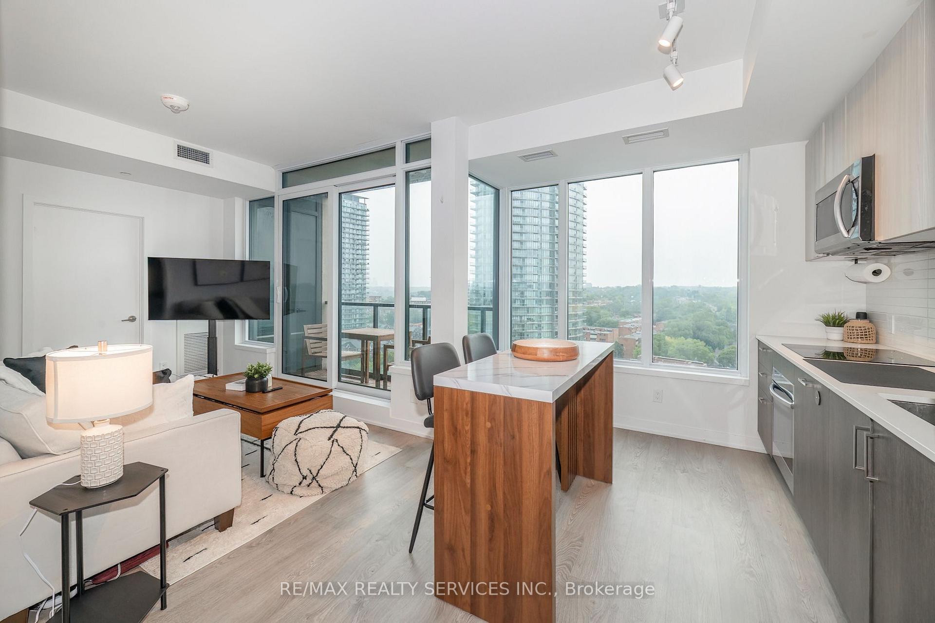 Photo of Unit 1616, 1926 Lake Shore Boulevard W