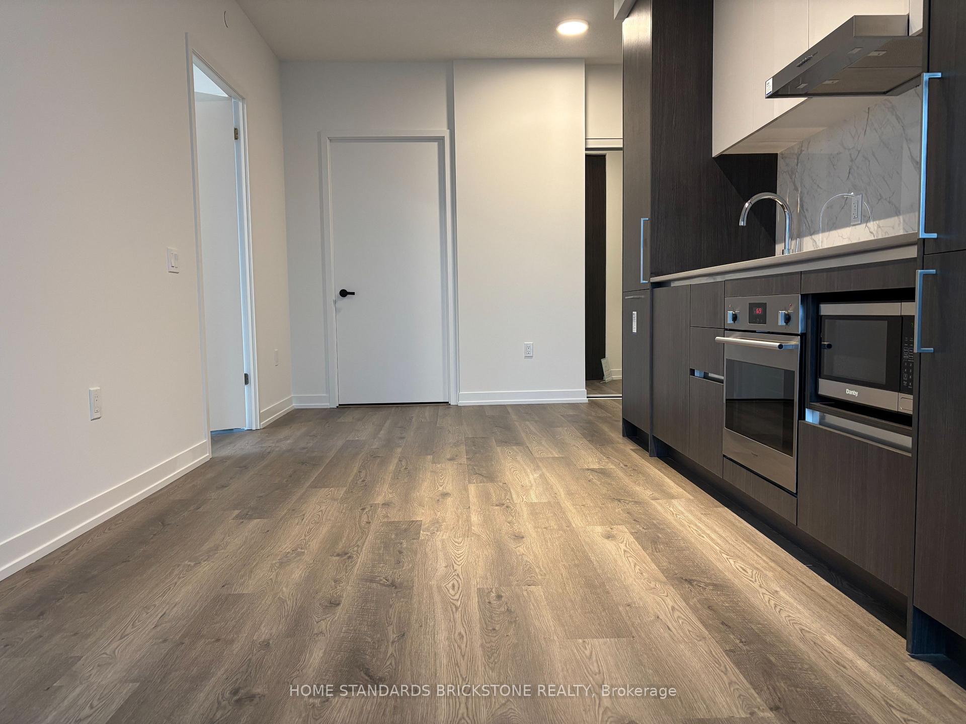 Photo 9 of Unit 4506, 195 Commerce Street, Vaughan, Vaughan Corporate Centre — HOMEH