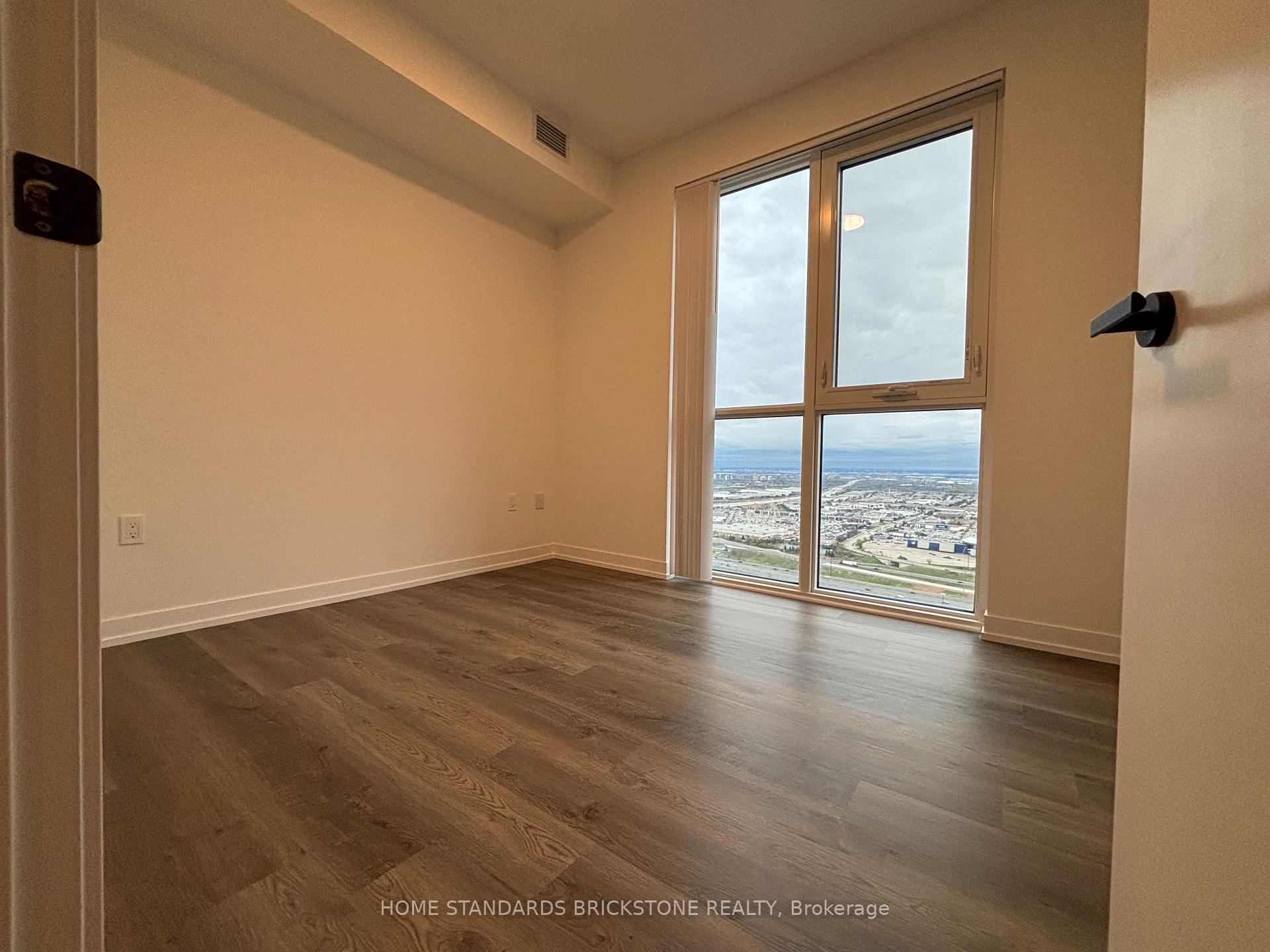 Photo 10 of Unit 4506, 195 Commerce Street, Vaughan, Vaughan Corporate Centre — HOMEH