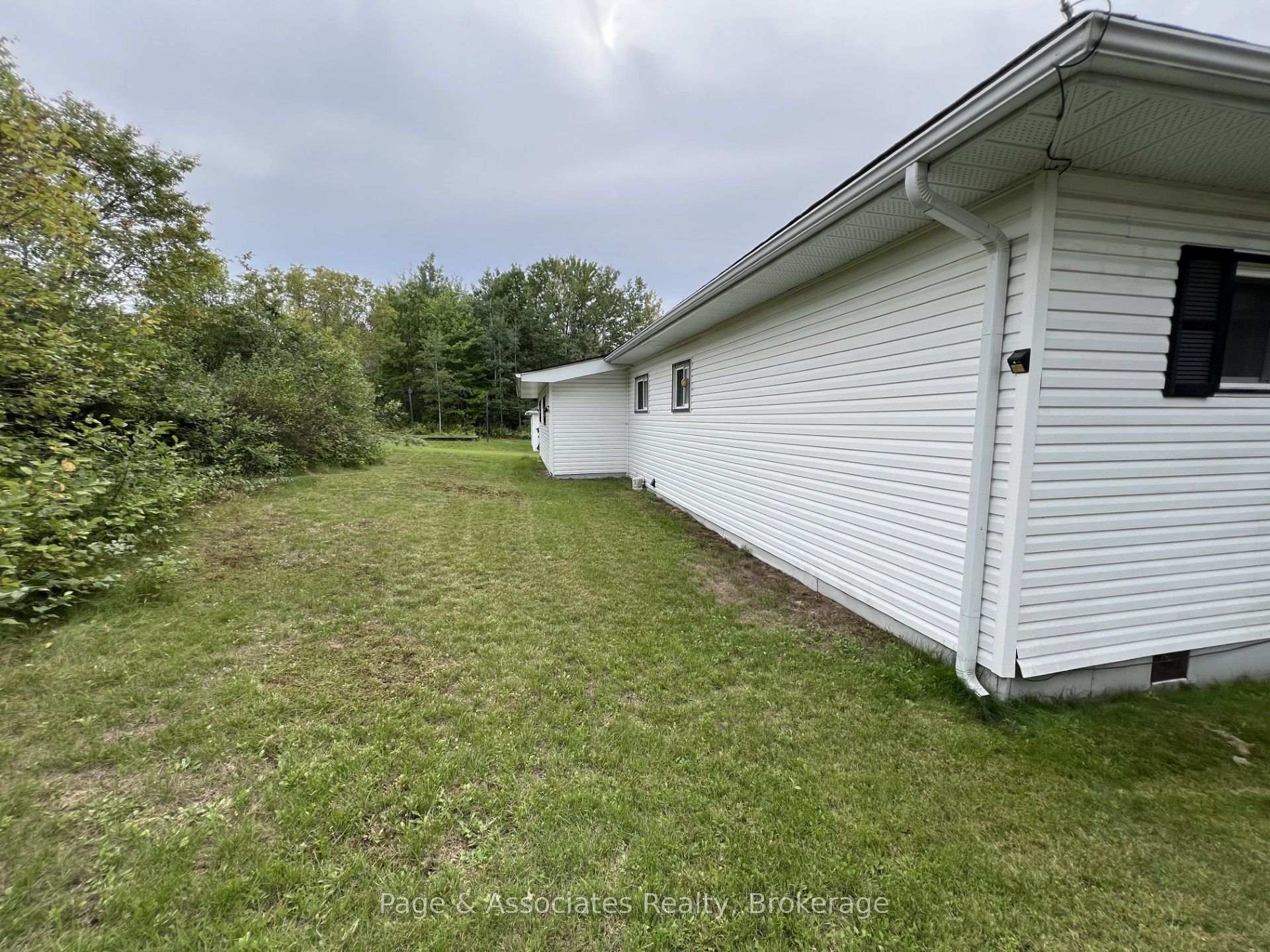 Photo 9 of 134 Dufferin Street, West Nipissing, Sturgeon Falls — HOMEH