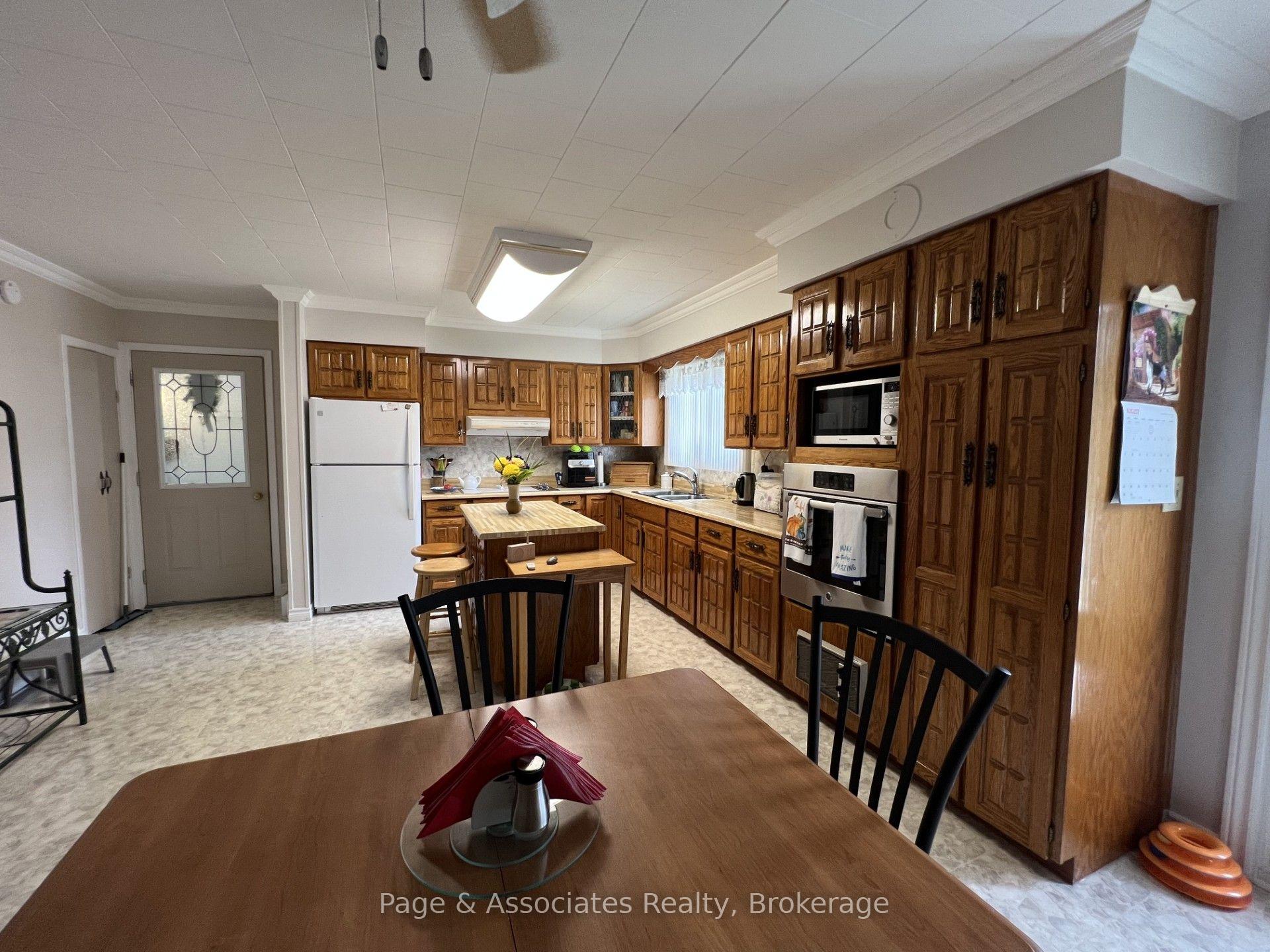 Photo 16 of 134 Dufferin Street, West Nipissing, Sturgeon Falls — HOMEH