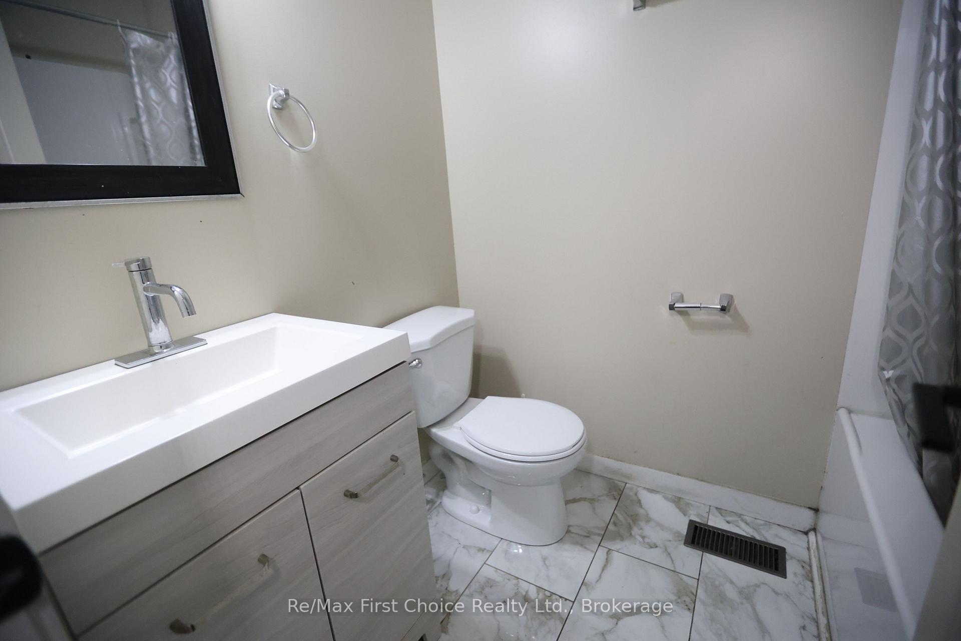Photo 15 of 569 McGill Crescent, Thunder Bay, Northwood Park — HOMEH
