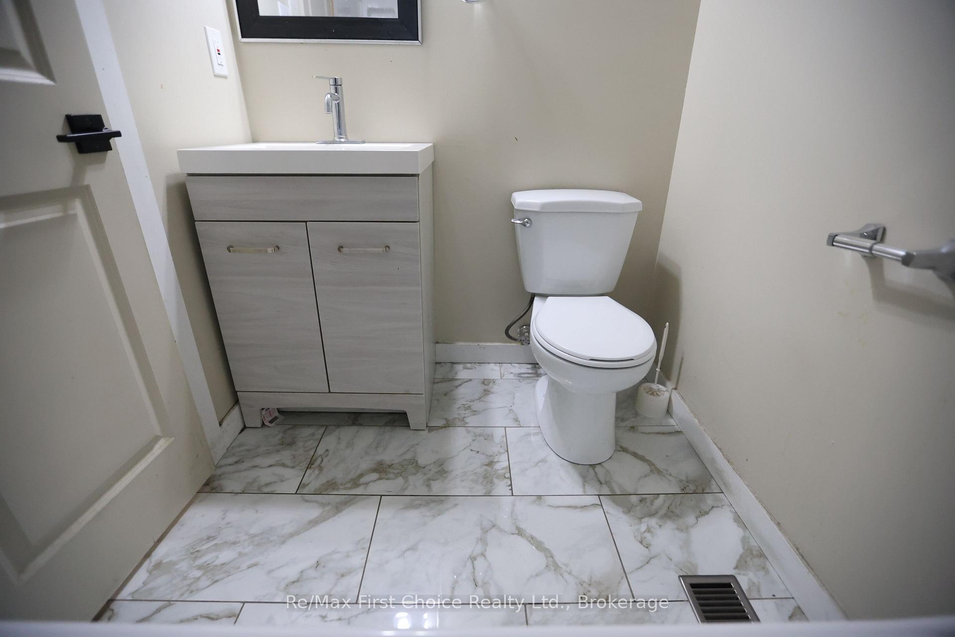 Photo 16 of 569 McGill Crescent, Thunder Bay, Northwood Park — HOMEH