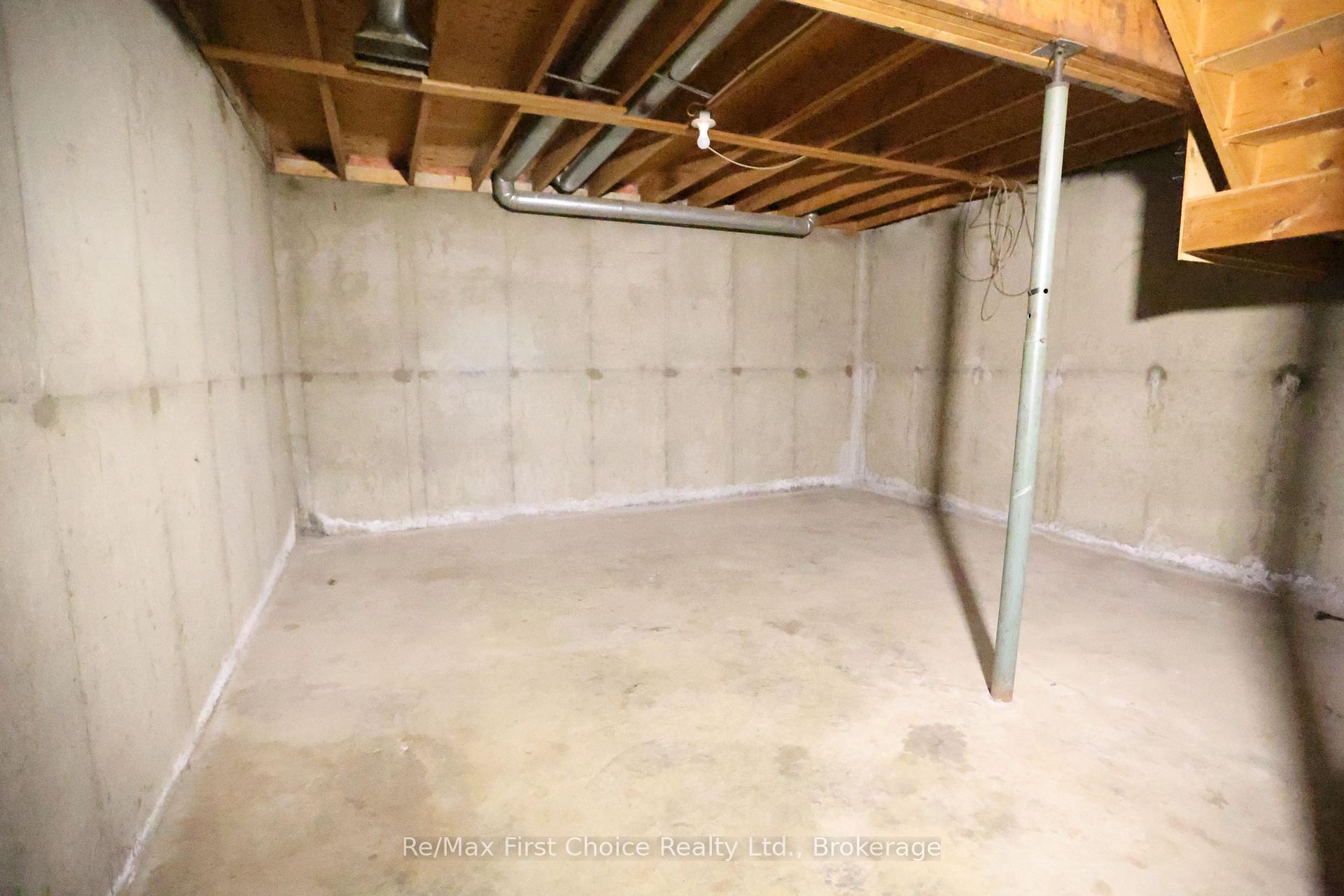 Photo 19 of 569 McGill Crescent, Thunder Bay, Northwood Park — HOMEH