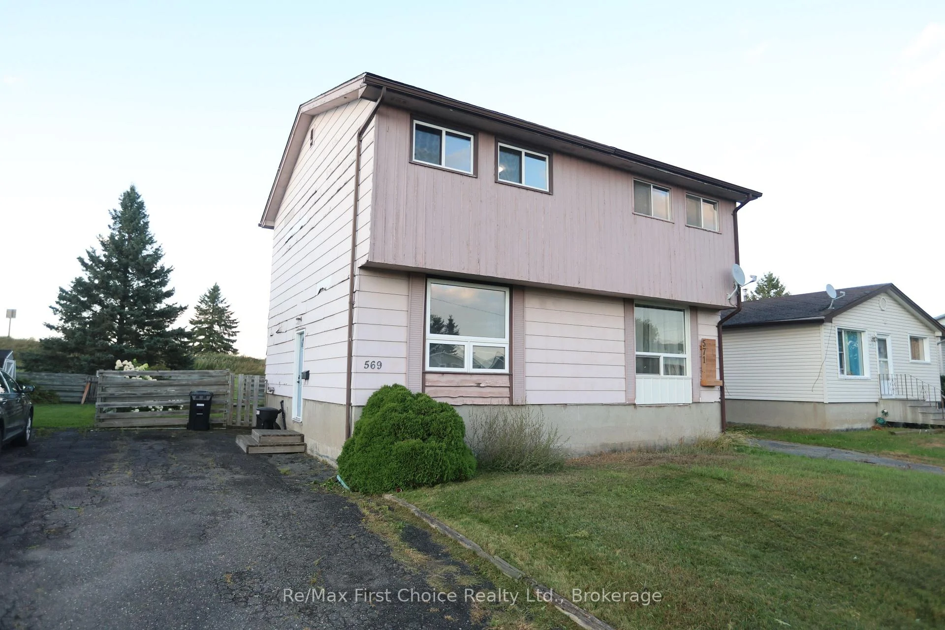 Photo 12 of 569 McGill Crescent, Thunder Bay, Northwood Park — HOMEH