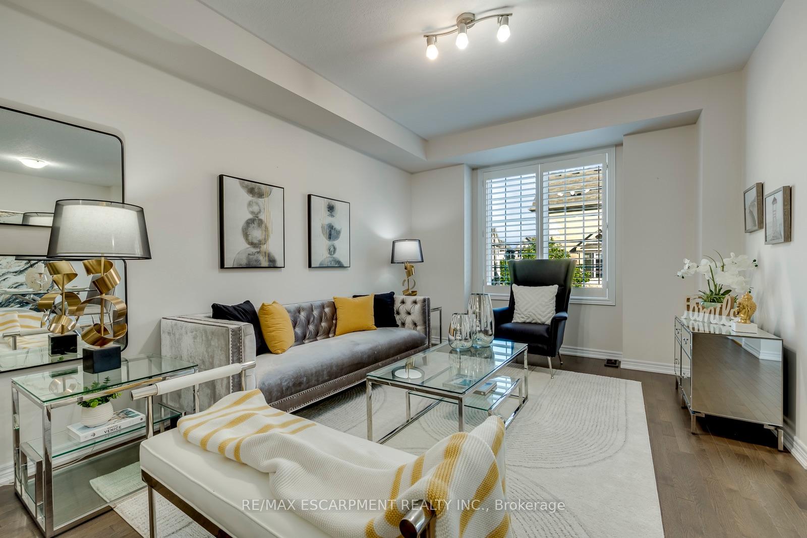 Photo 20 of 393 Grantham Common, Oakville, Joshua Meadows — HOMEH