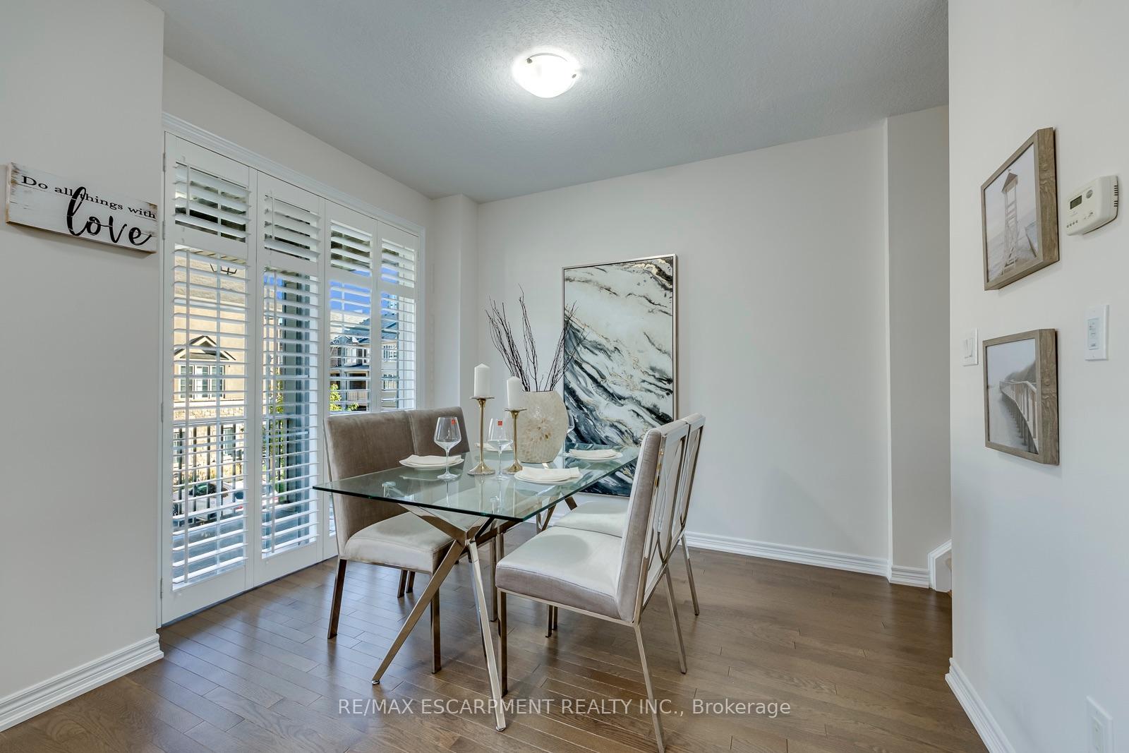 Photo 25 of 393 Grantham Common, Oakville, Joshua Meadows — HOMEH