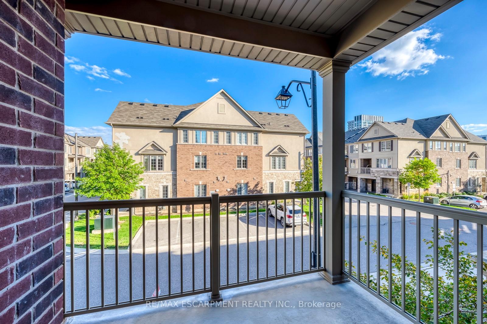 Photo 26 of 393 Grantham Common, Oakville, Joshua Meadows — HOMEH