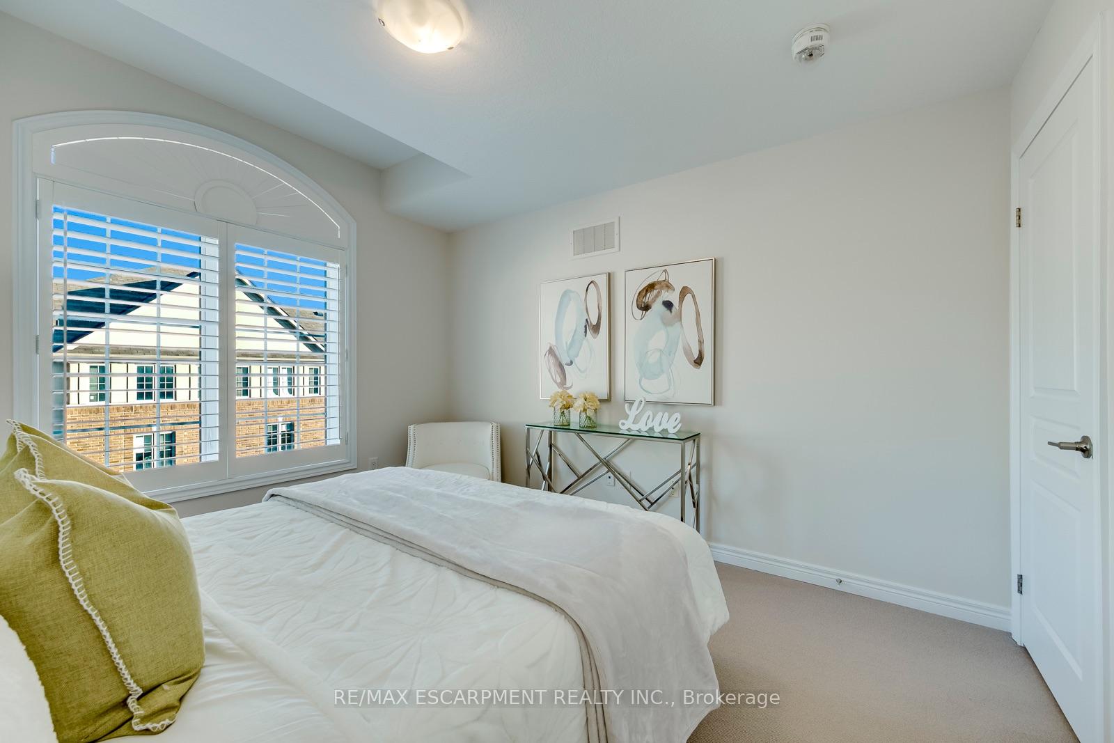 Photo 34 of 393 Grantham Common, Oakville, Joshua Meadows — HOMEH