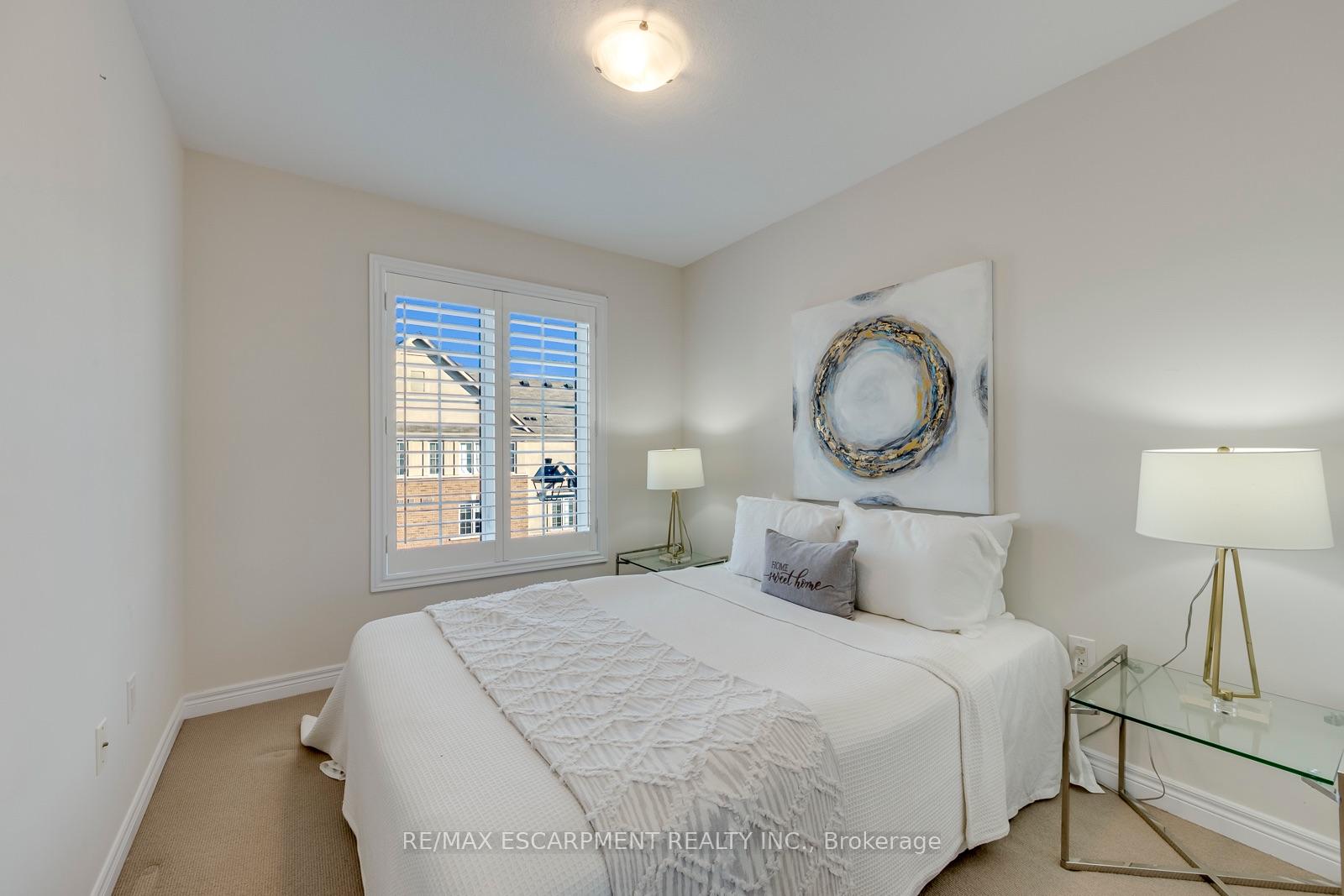 Photo 37 of 393 Grantham Common, Oakville, Joshua Meadows — HOMEH