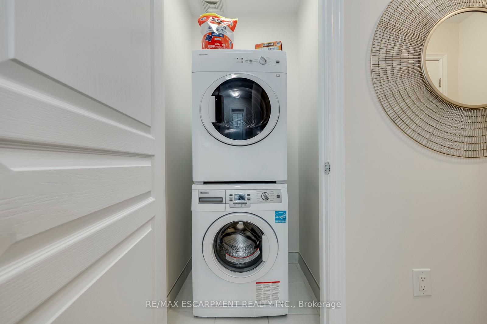 Photo 43 of 393 Grantham Common, Oakville, Joshua Meadows — HOMEH