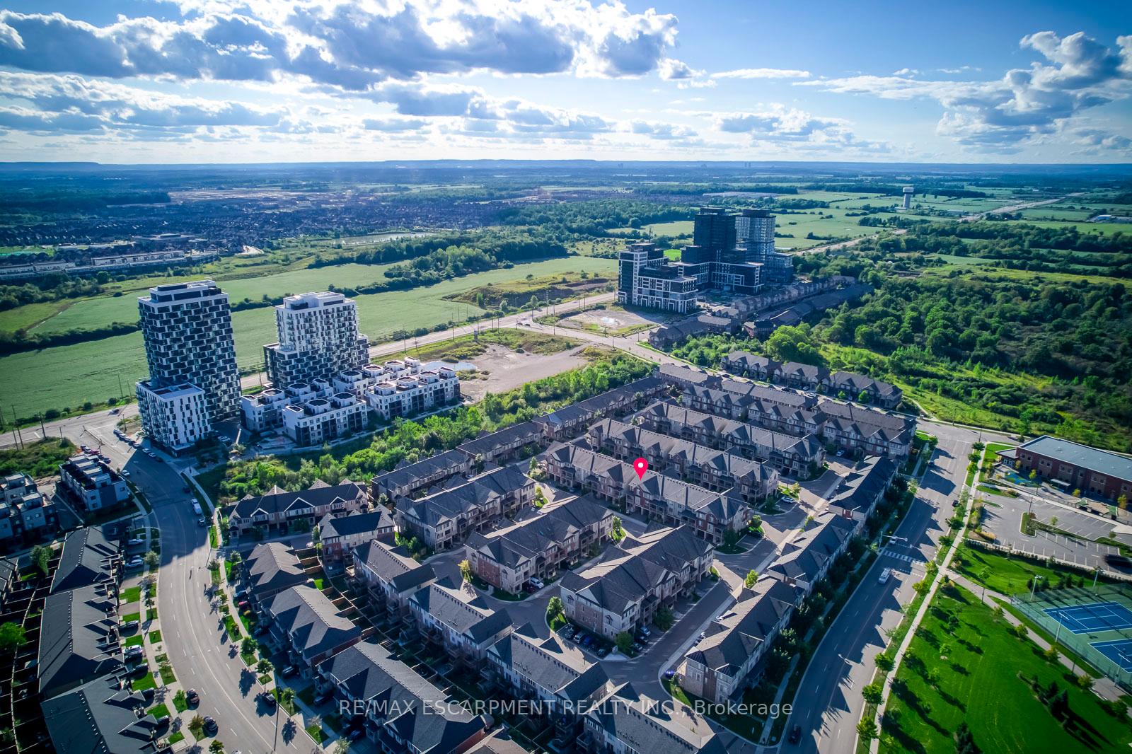 Photo 52 of 393 Grantham Common, Oakville, Joshua Meadows — HOMEH