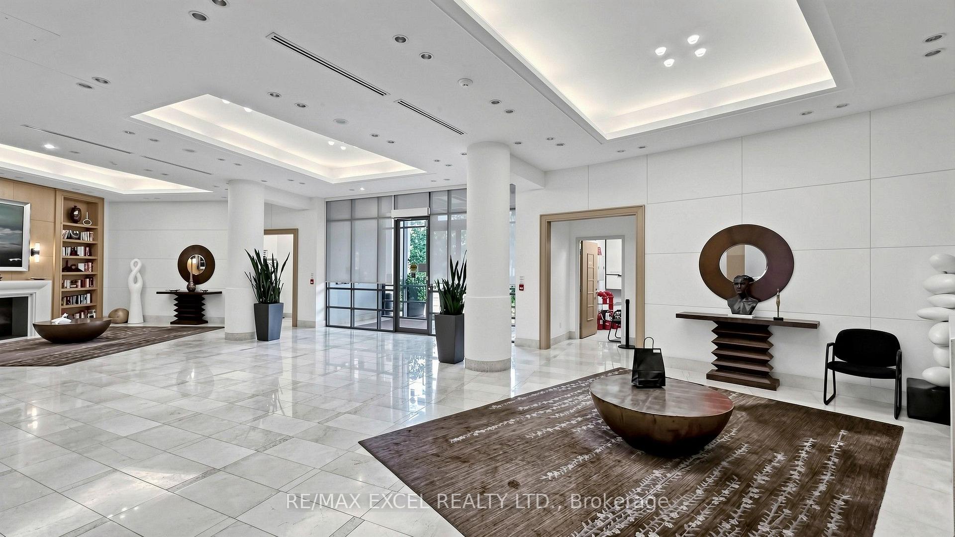 Photo 3 of Unit 1603, 509 Beecroft Road, North York, Willowdale West — HOMEH