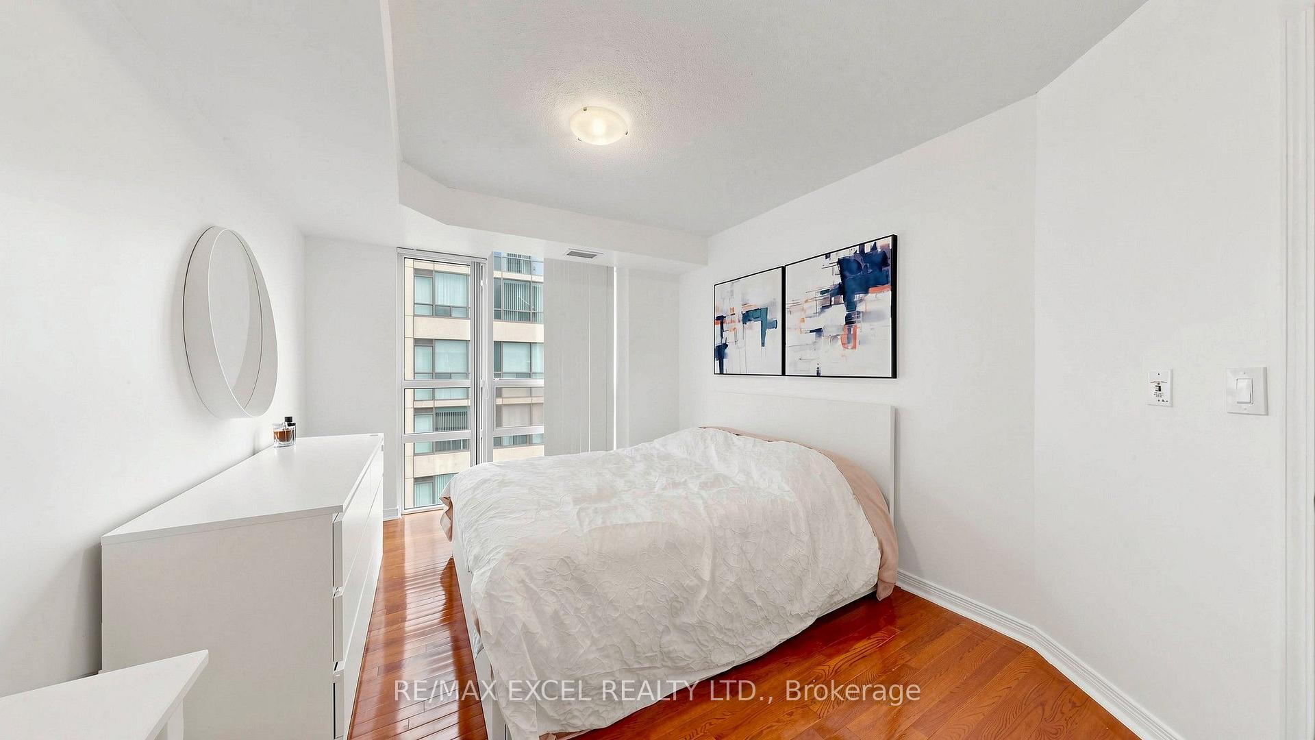 Photo 16 of Unit 1603, 509 Beecroft Road, North York, Willowdale West — HOMEH