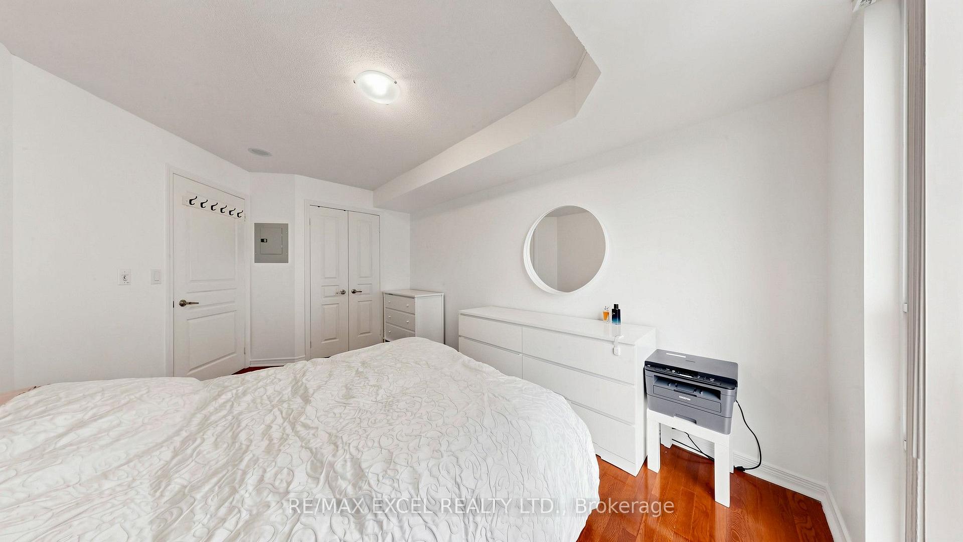 Photo 18 of Unit 1603, 509 Beecroft Road, North York, Willowdale West — HOMEH